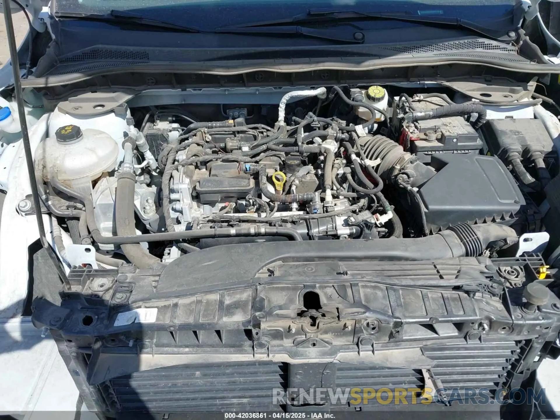 10 Photograph of a damaged car 1FMCU0G62MUA61792 FORD ESCAPE 2021