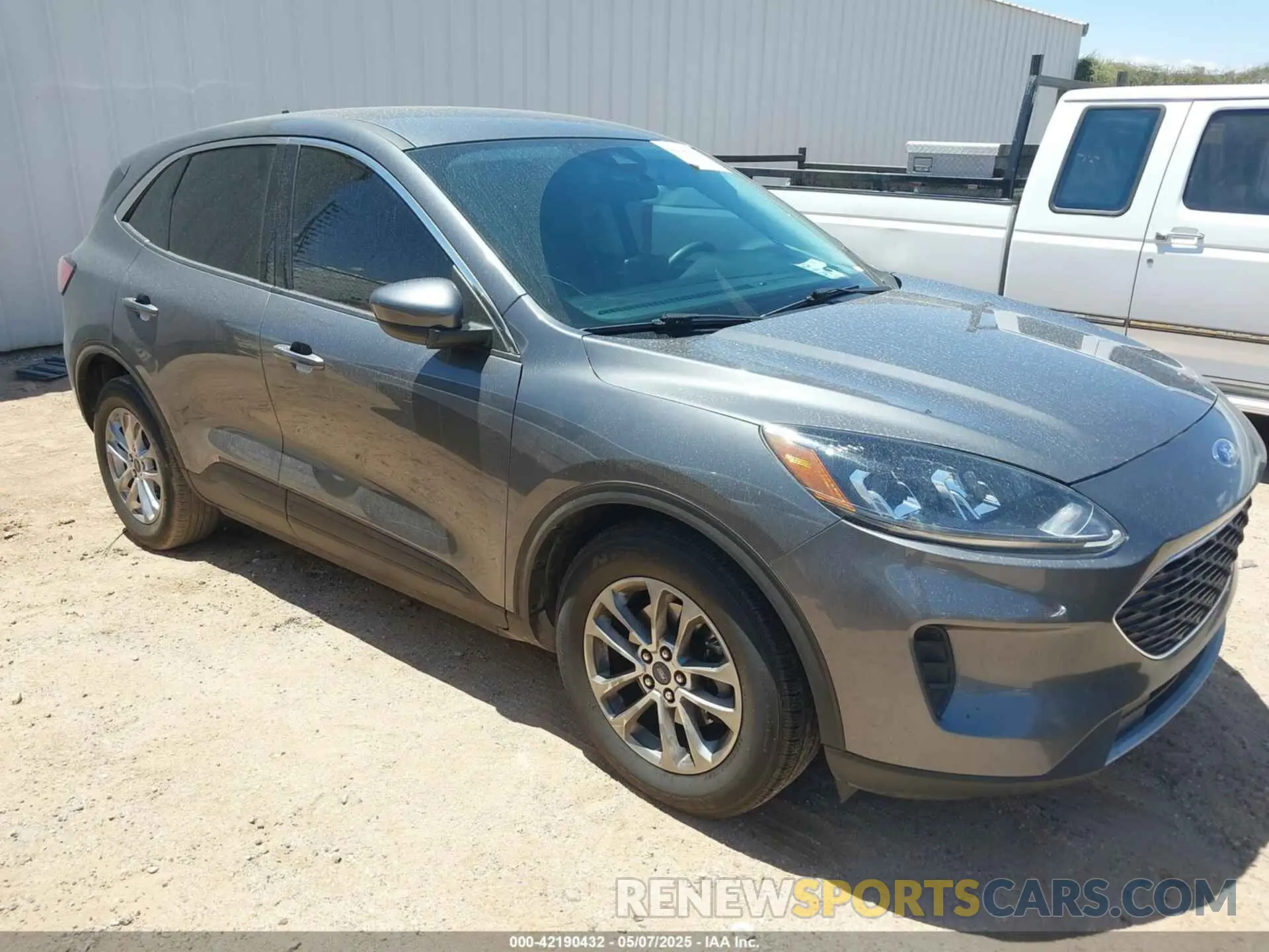 1 Photograph of a damaged car 1FMCU0G64MUA89285 FORD ESCAPE 2021