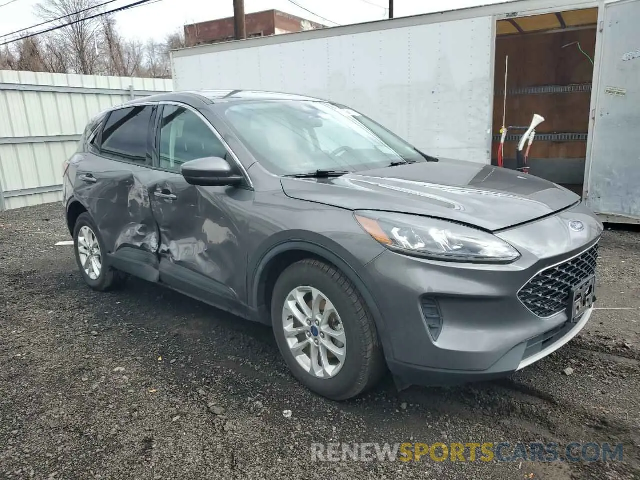 4 Photograph of a damaged car 1FMCU0G64MUA89352 FORD ESCAPE 2021