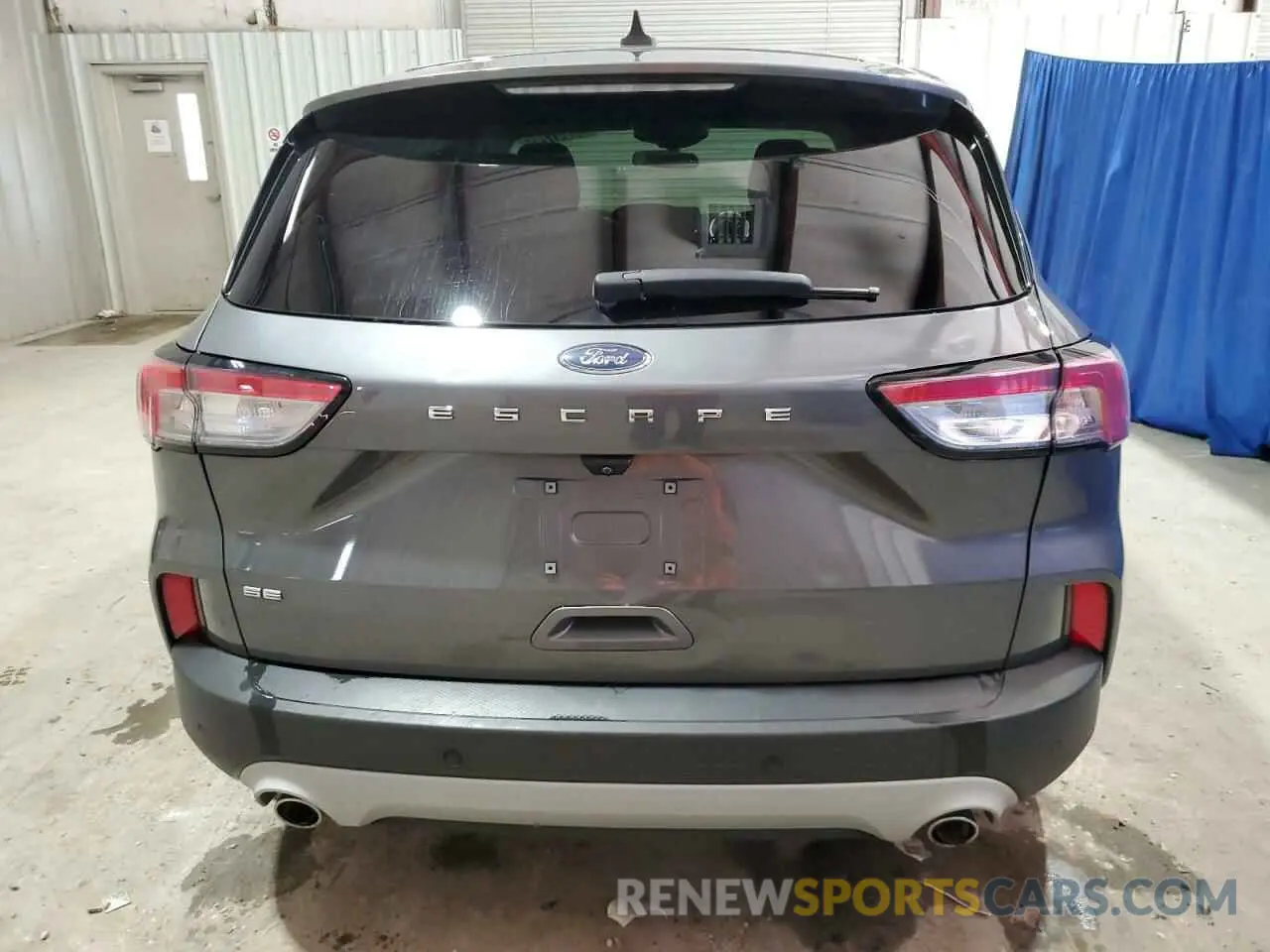 6 Photograph of a damaged car 1FMCU0G65MUA68848 FORD ESCAPE 2021