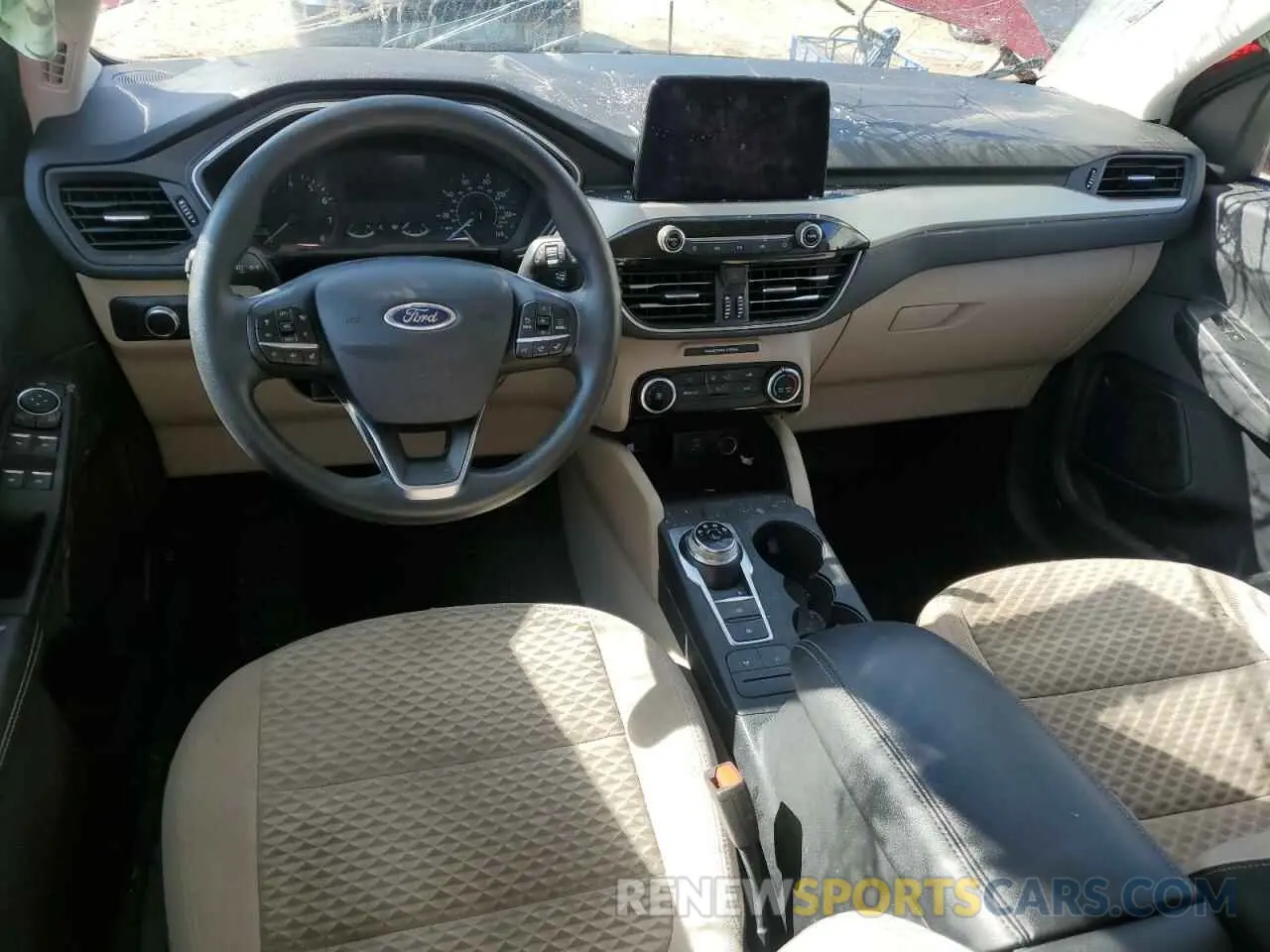 8 Photograph of a damaged car 1FMCU0G65MUA92051 FORD ESCAPE 2021