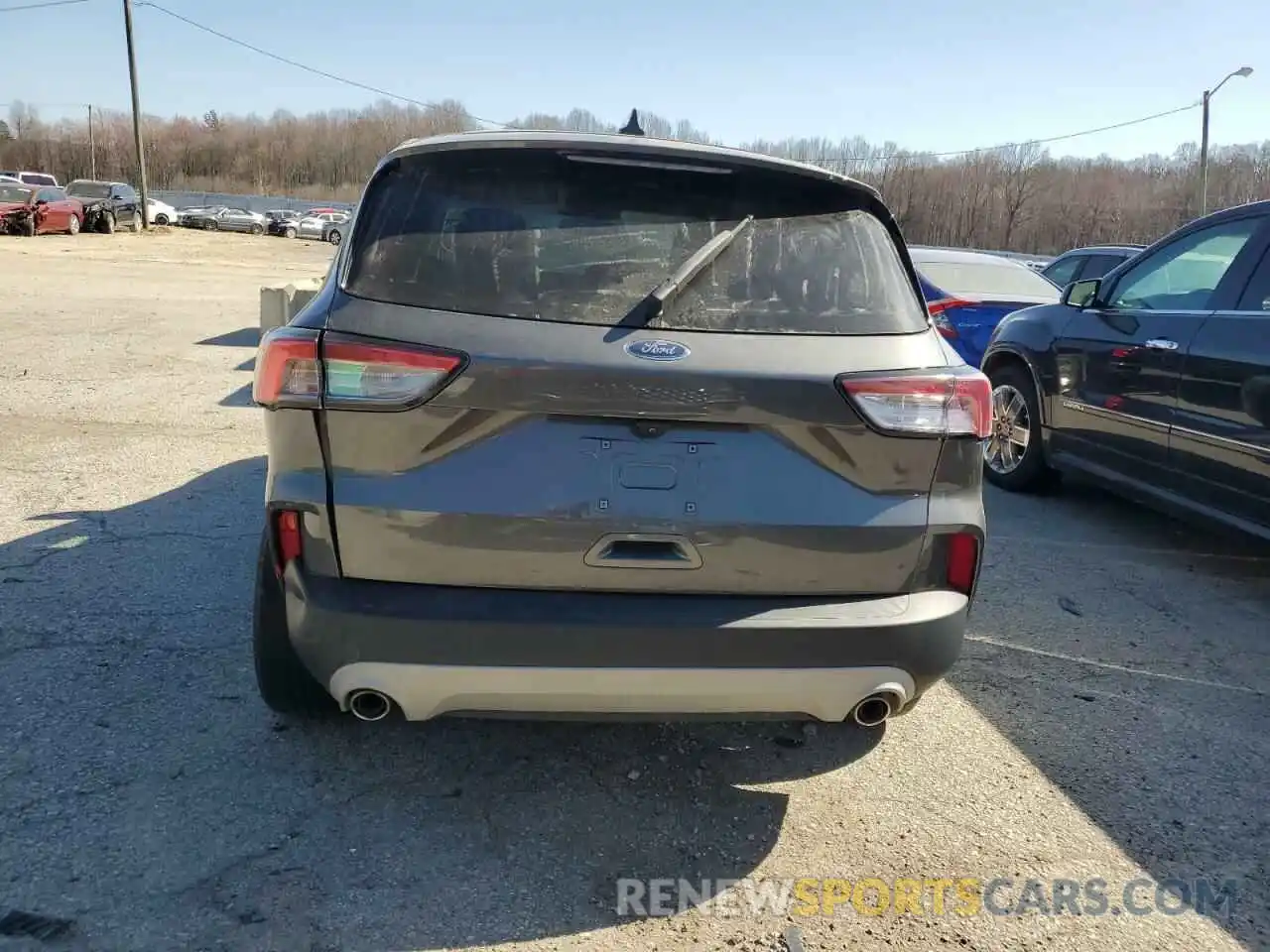 6 Photograph of a damaged car 1FMCU0G65MUB11049 FORD ESCAPE 2021