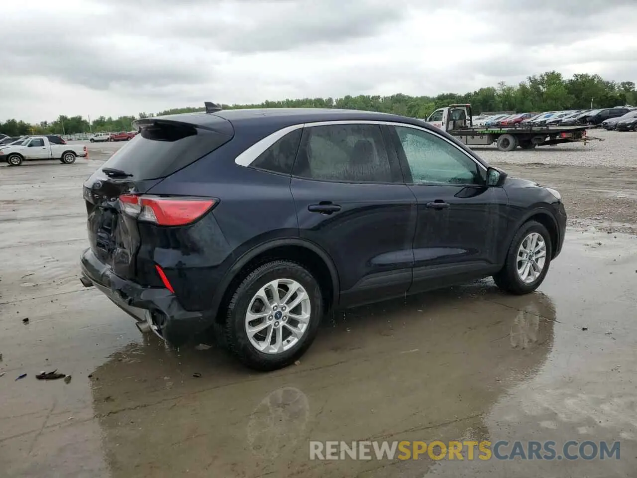 3 Photograph of a damaged car 1FMCU0G66MUA68471 FORD ESCAPE 2021
