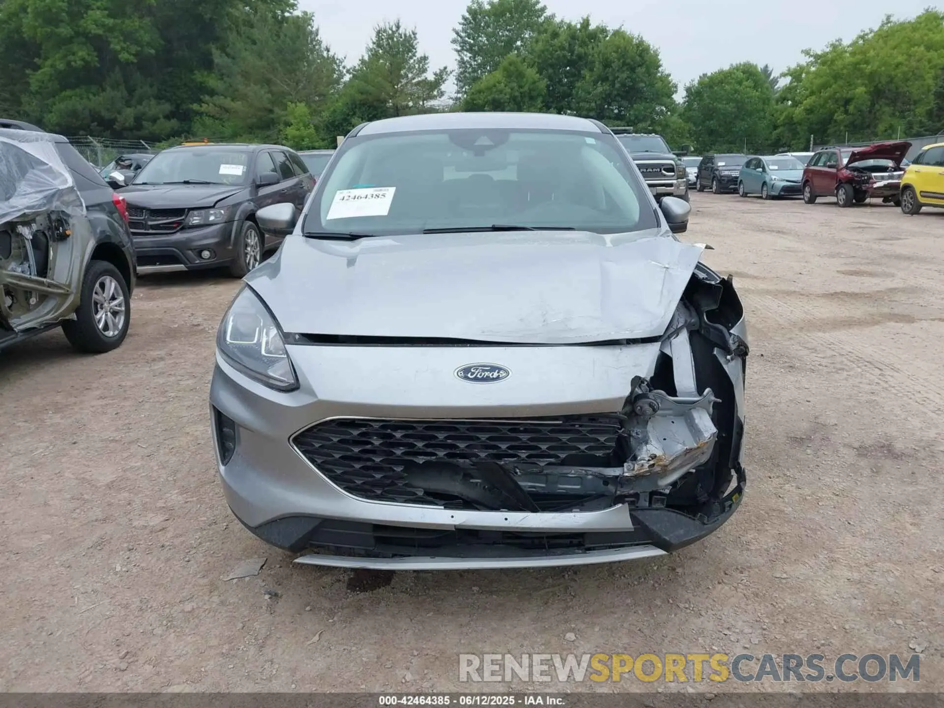 12 Photograph of a damaged car 1FMCU0G66MUB14347 FORD ESCAPE 2021