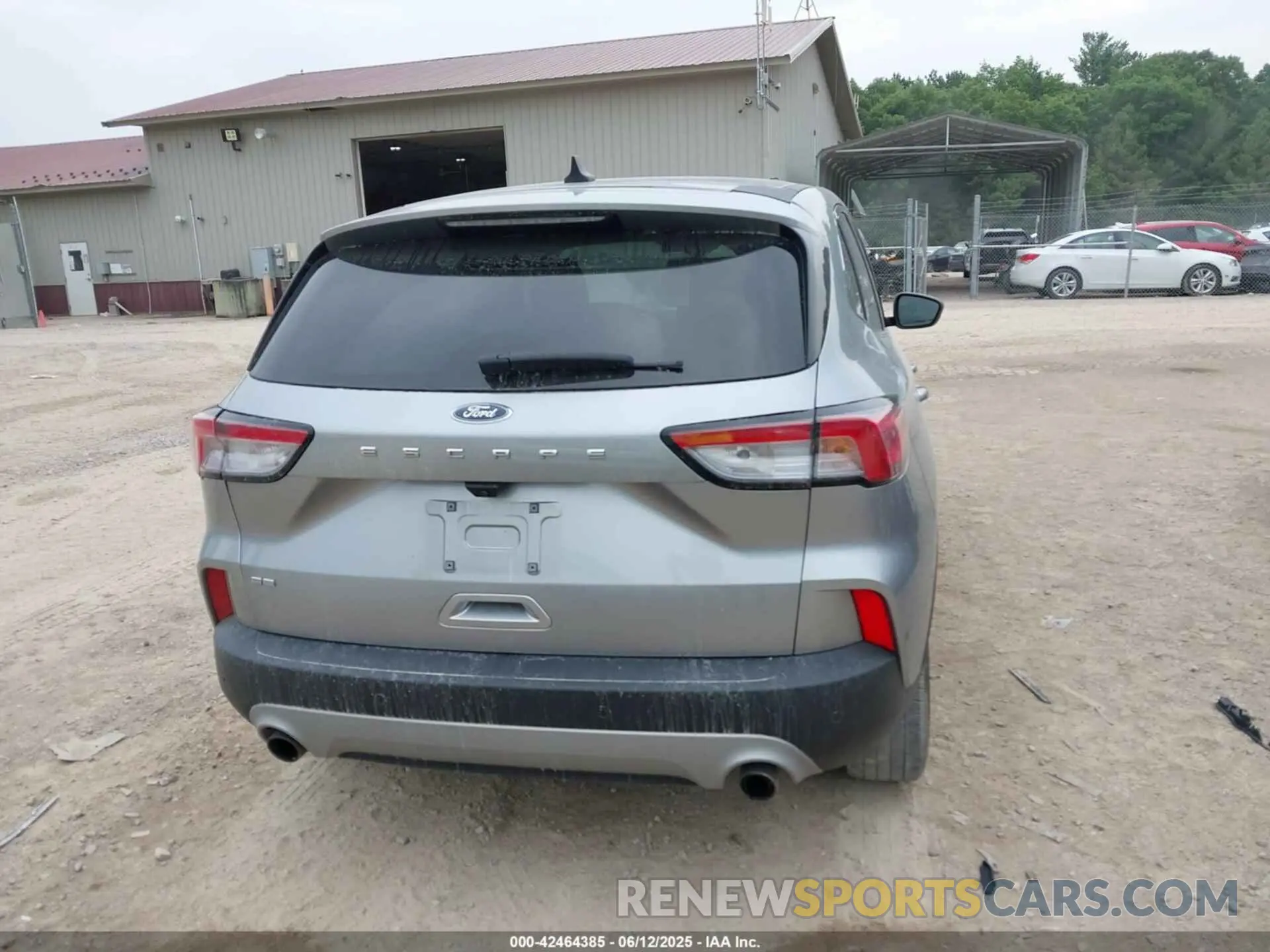 16 Photograph of a damaged car 1FMCU0G66MUB14347 FORD ESCAPE 2021