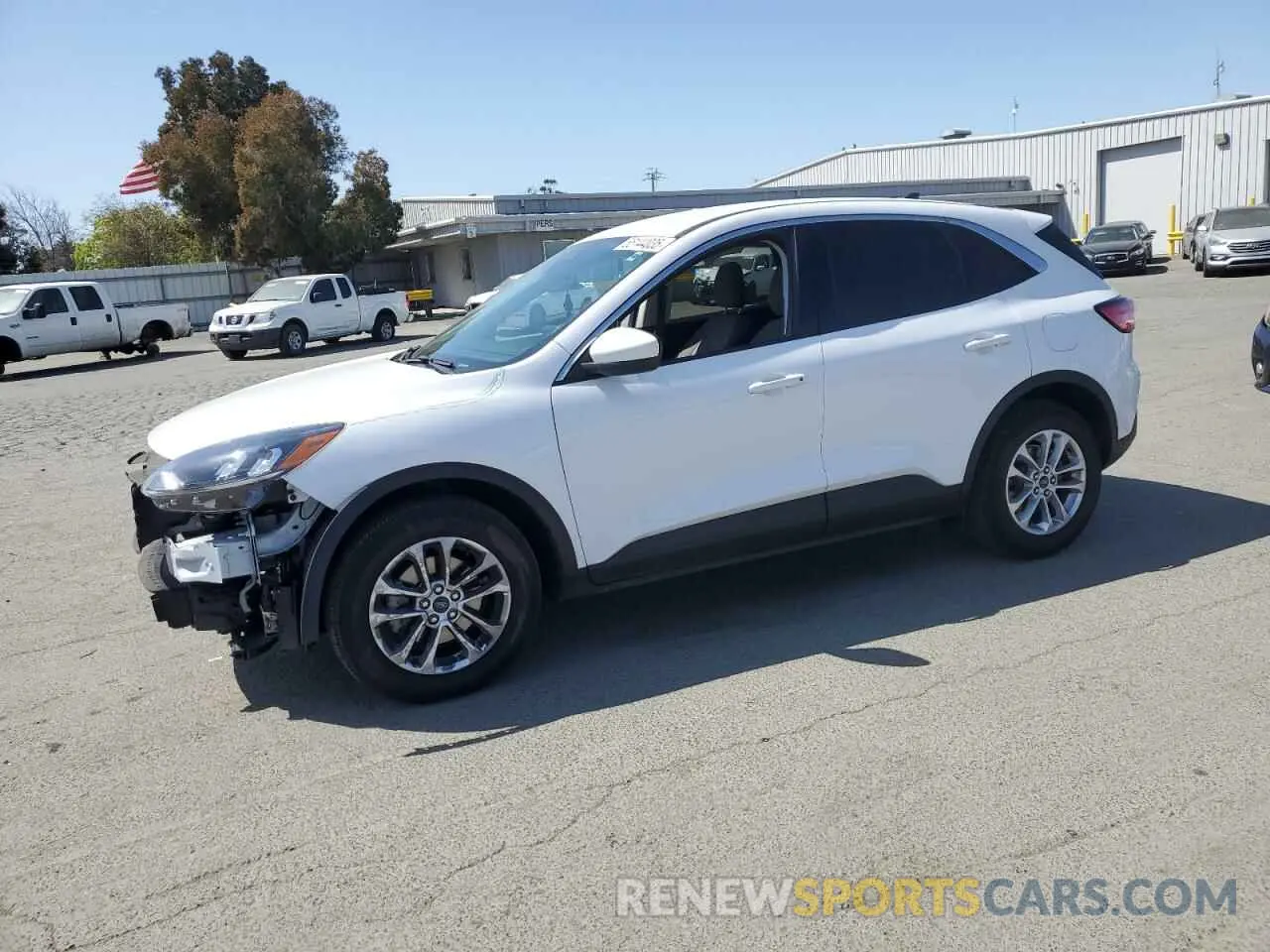1 Photograph of a damaged car 1FMCU0G66MUB15627 FORD ESCAPE 2021