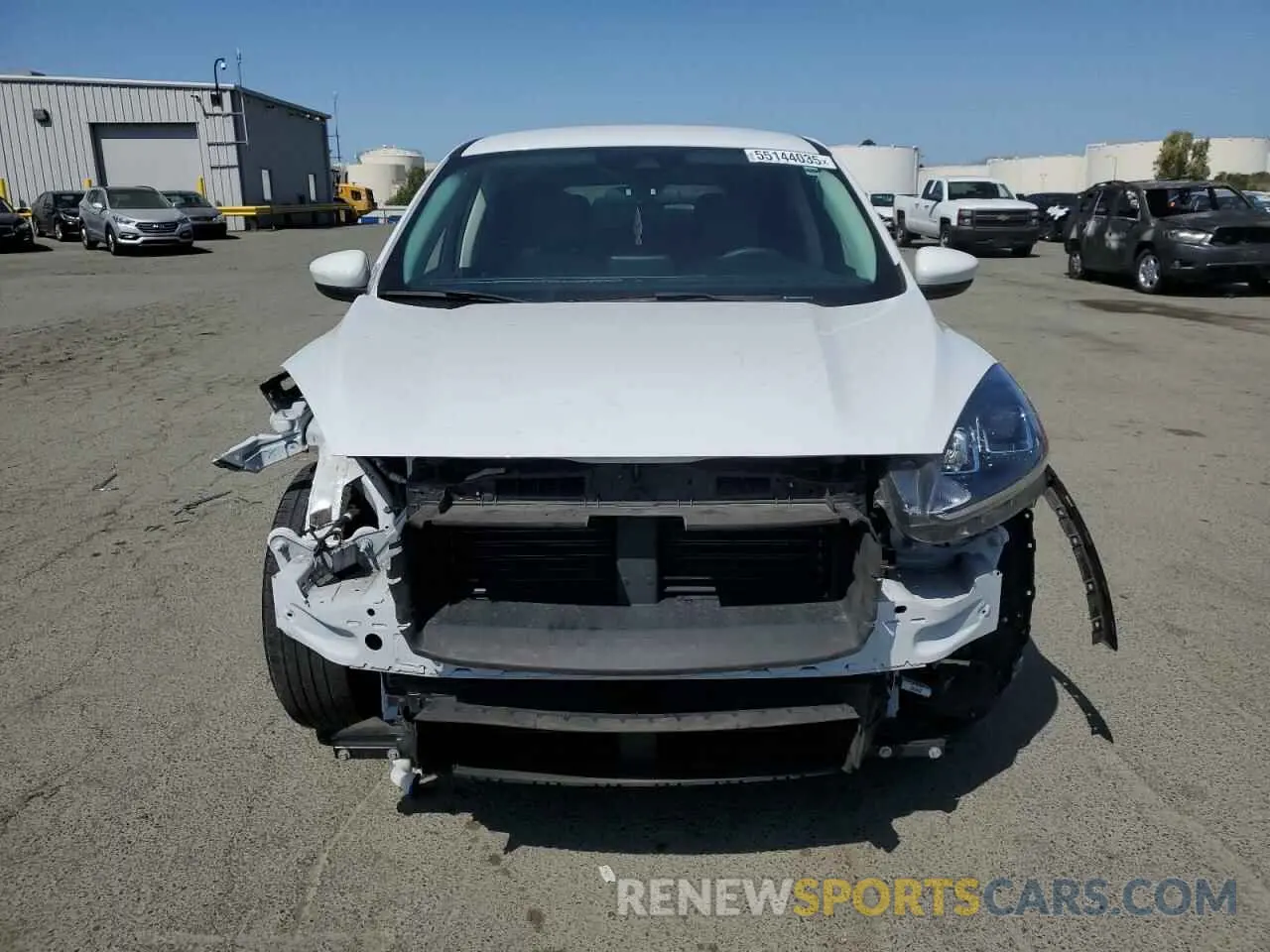 5 Photograph of a damaged car 1FMCU0G66MUB15627 FORD ESCAPE 2021