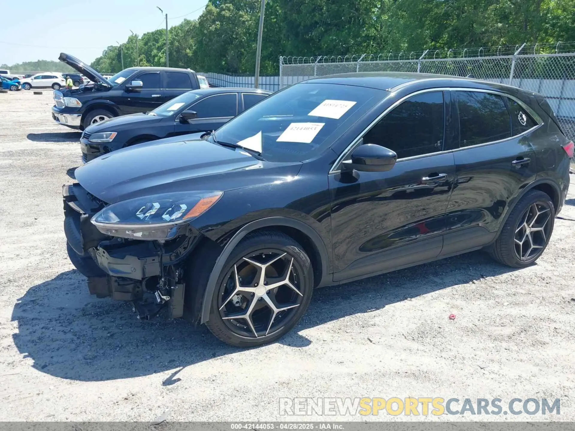2 Photograph of a damaged car 1FMCU0G66MUB26983 FORD ESCAPE 2021