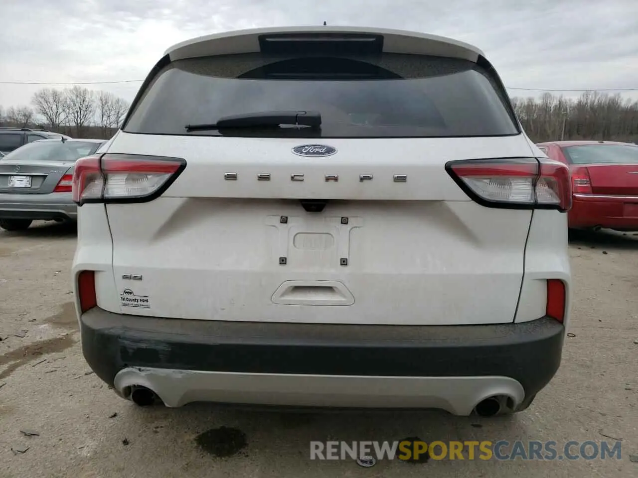 6 Photograph of a damaged car 1FMCU0G66MUB28961 FORD ESCAPE 2021