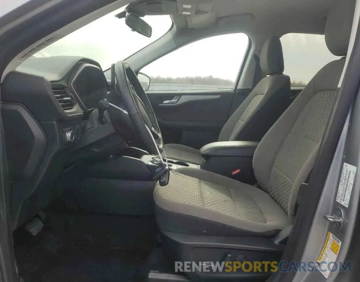 7 Photograph of a damaged car 1FMCU0G67MUA24821 FORD ESCAPE 2021