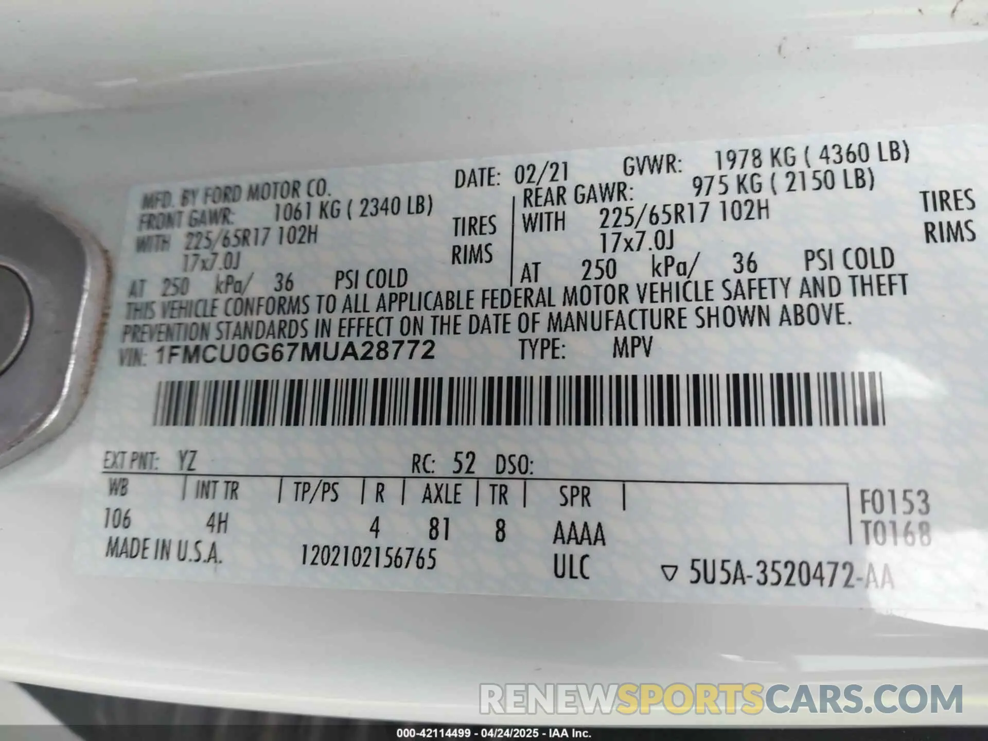9 Photograph of a damaged car 1FMCU0G67MUA28772 FORD ESCAPE 2021