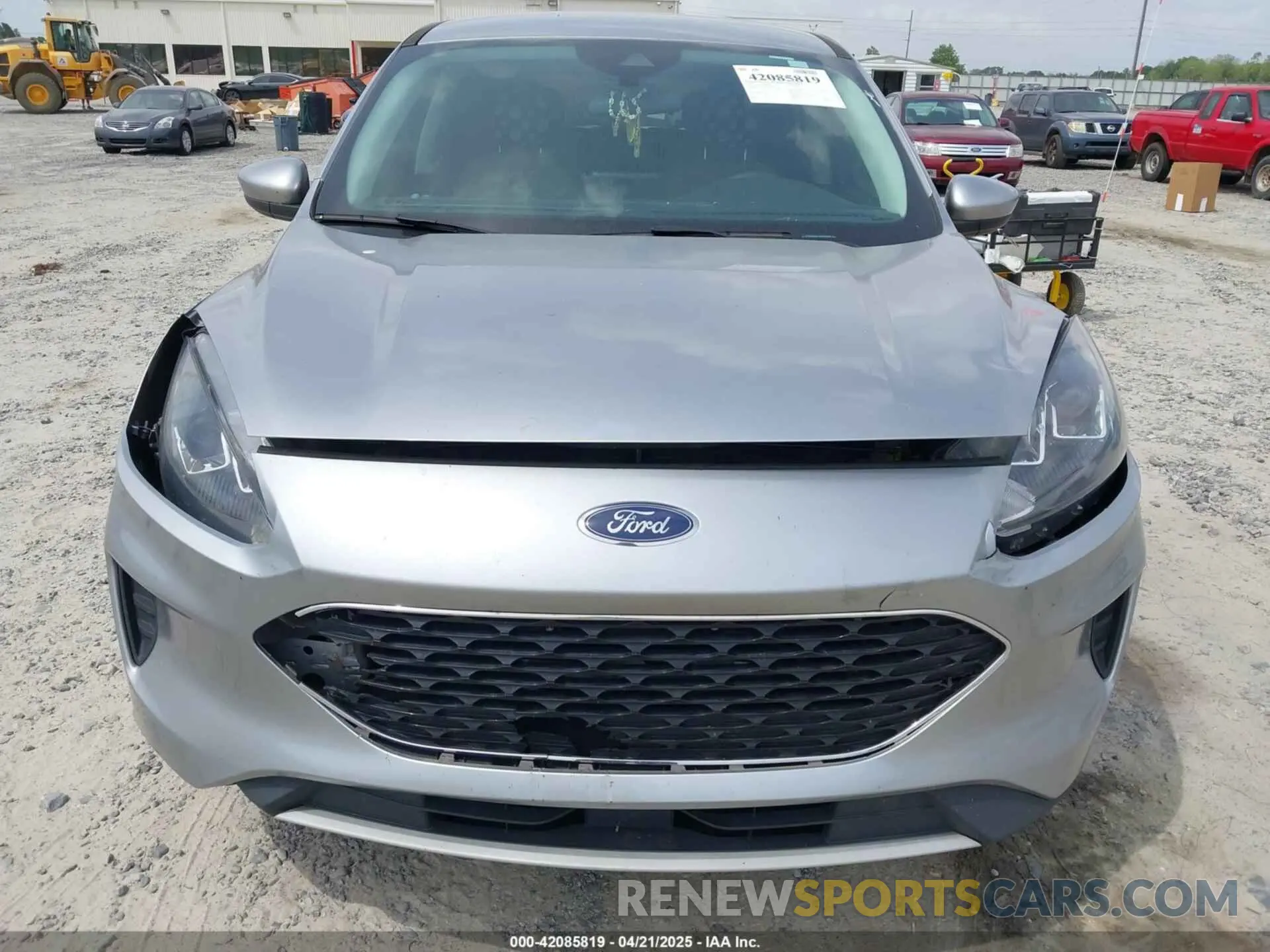 6 Photograph of a damaged car 1FMCU0G67MUA99969 FORD ESCAPE 2021