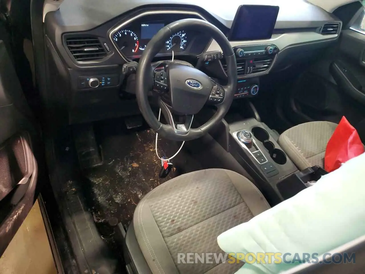 8 Photograph of a damaged car 1FMCU0G67MUB34221 FORD ESCAPE 2021