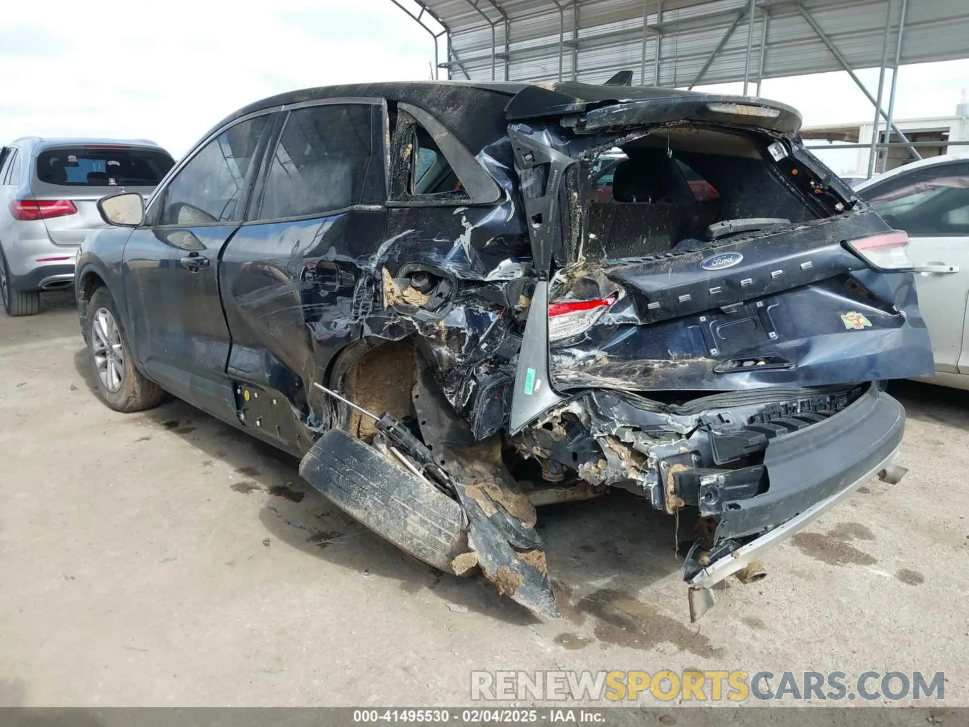 3 Photograph of a damaged car 1FMCU0G68MUB00398 FORD ESCAPE 2021