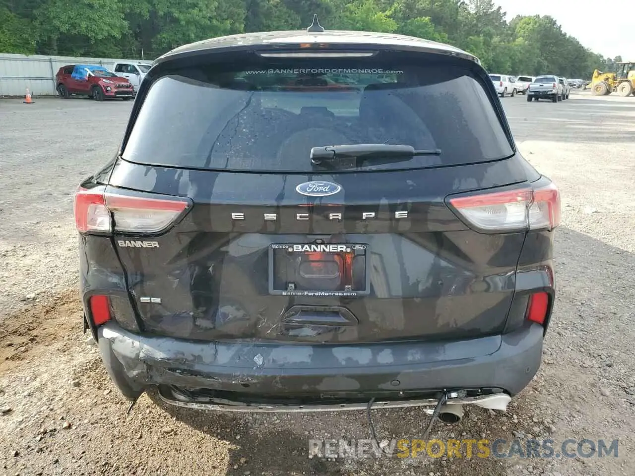 6 Photograph of a damaged car 1FMCU0G69MUA08264 FORD ESCAPE 2021