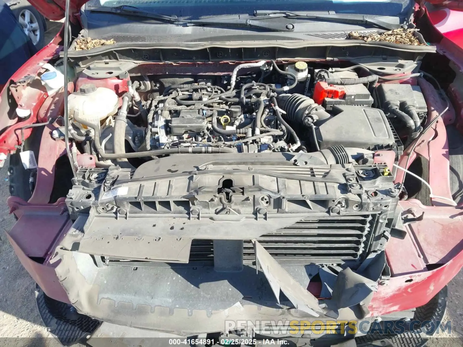 10 Photograph of a damaged car 1FMCU0G6XMUA20780 FORD ESCAPE 2021