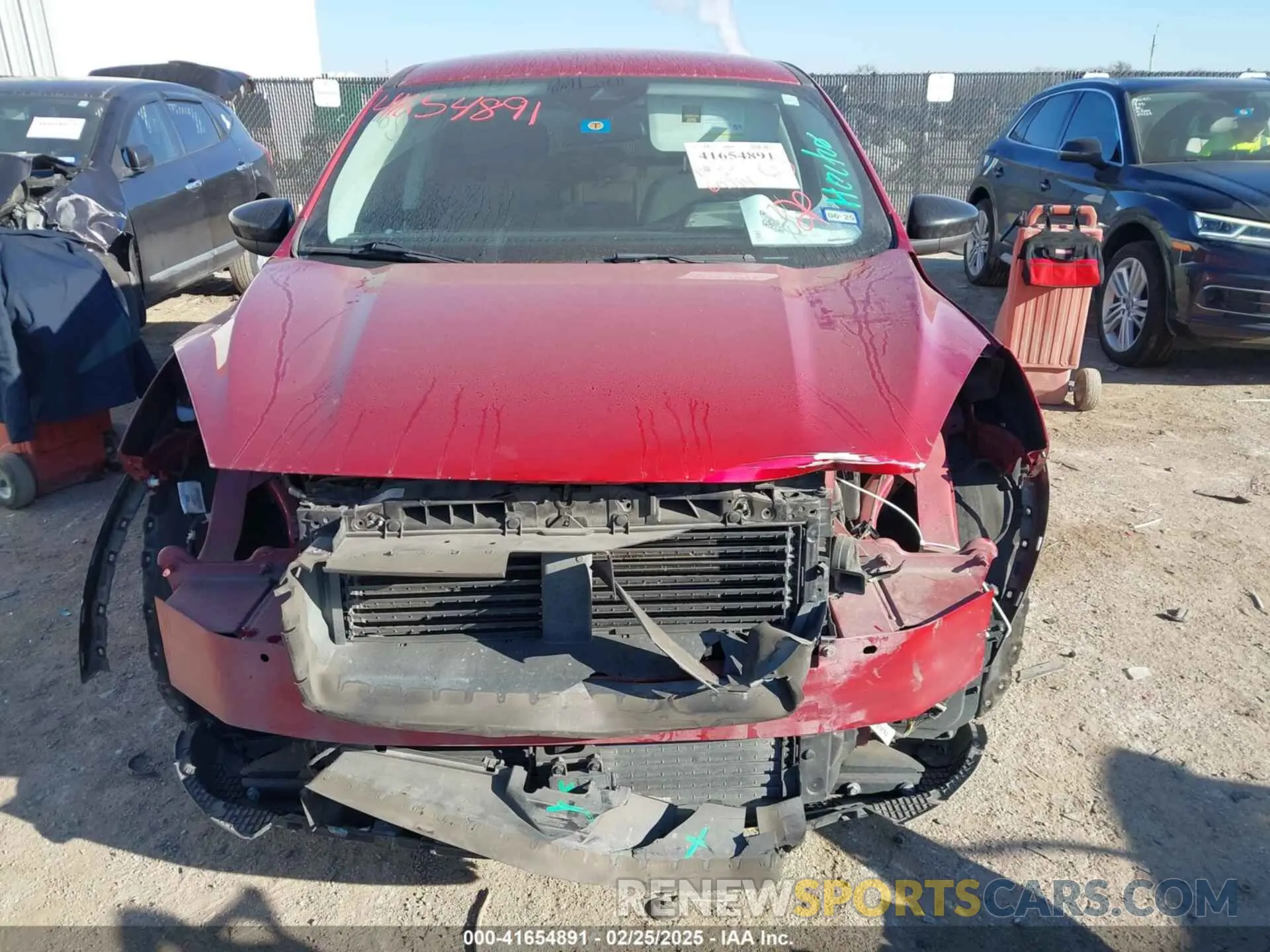 12 Photograph of a damaged car 1FMCU0G6XMUA20780 FORD ESCAPE 2021