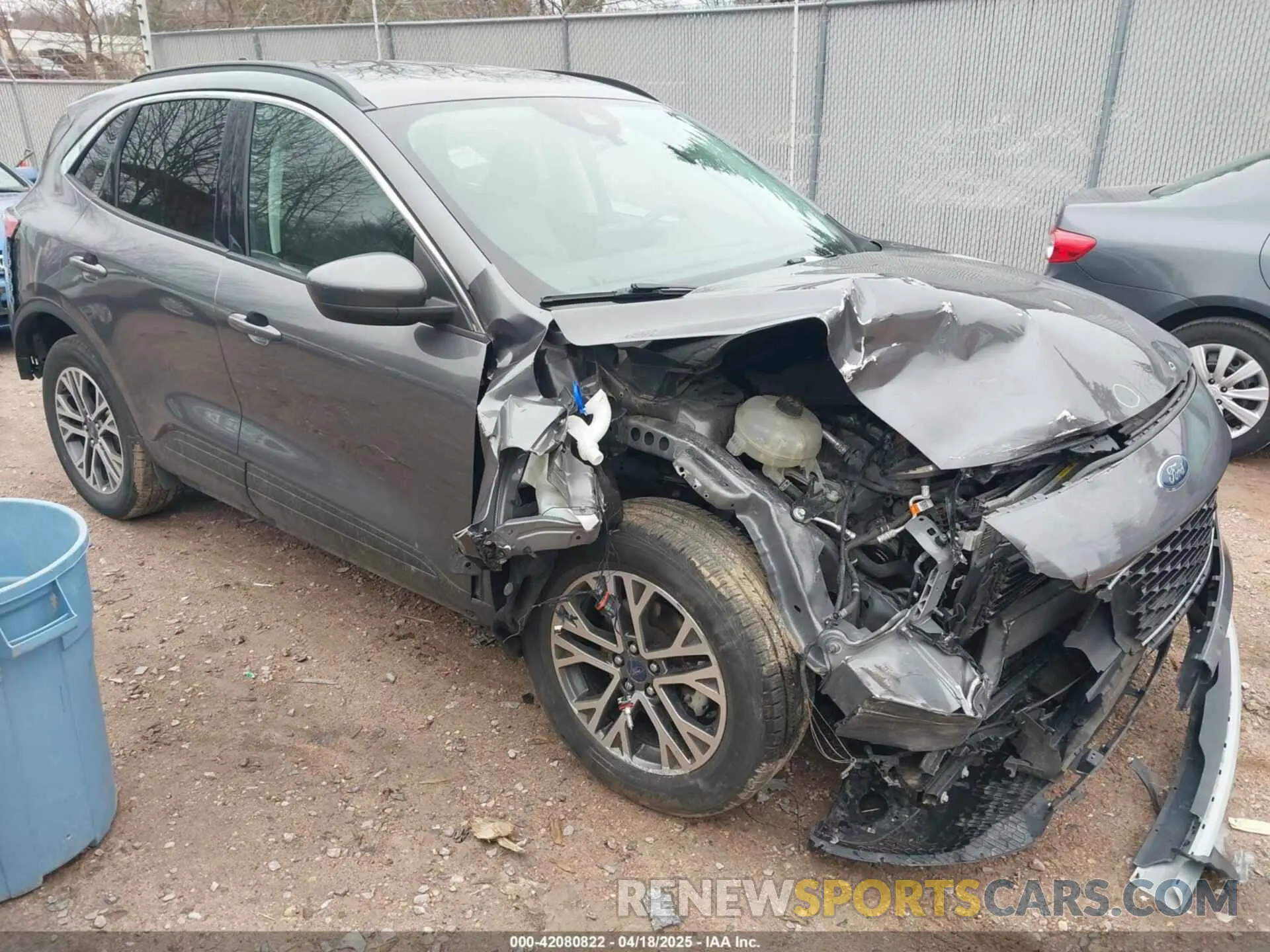 1 Photograph of a damaged car 1FMCU0H60MUA56833 FORD ESCAPE 2021
