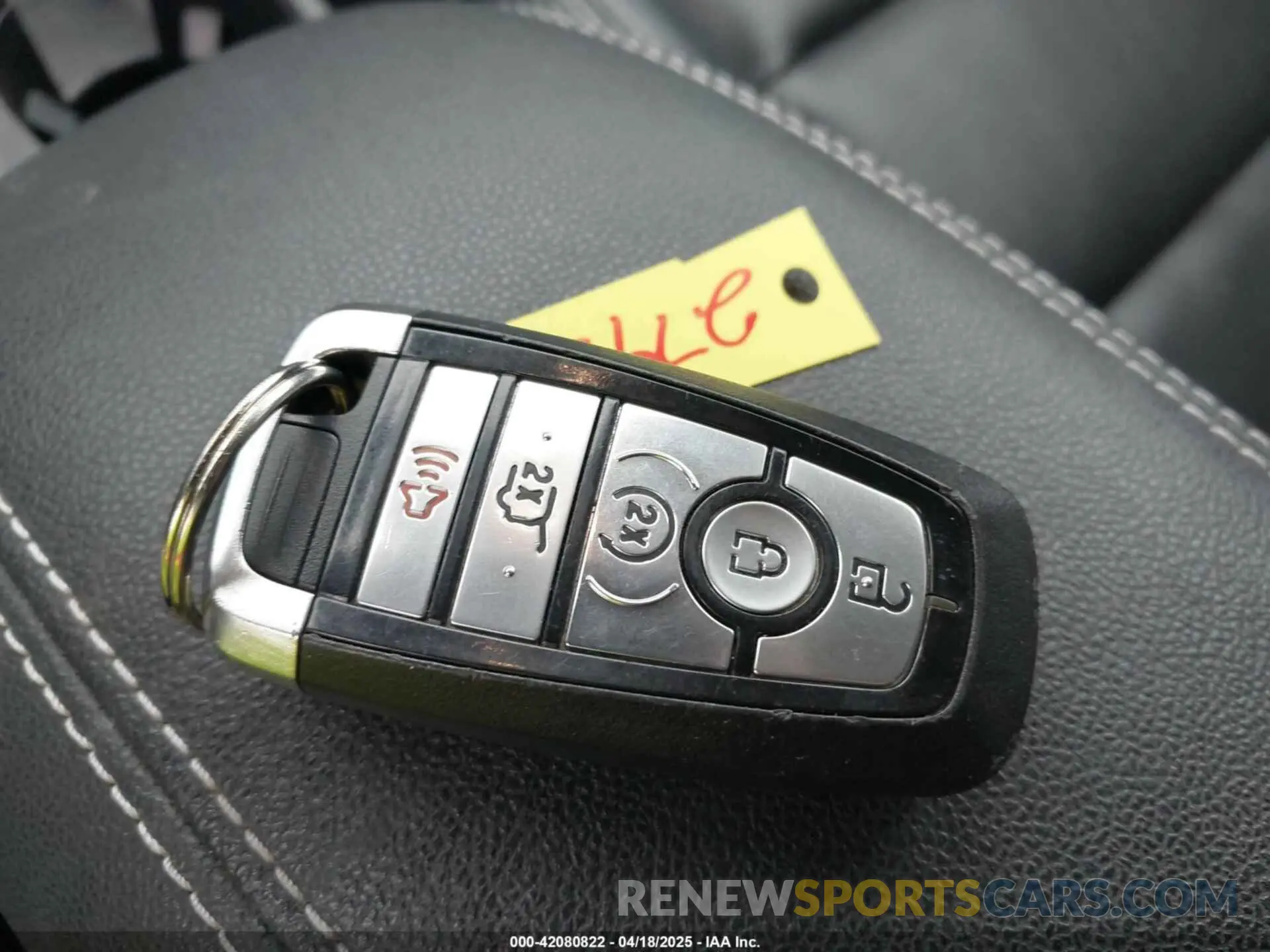 11 Photograph of a damaged car 1FMCU0H60MUA56833 FORD ESCAPE 2021