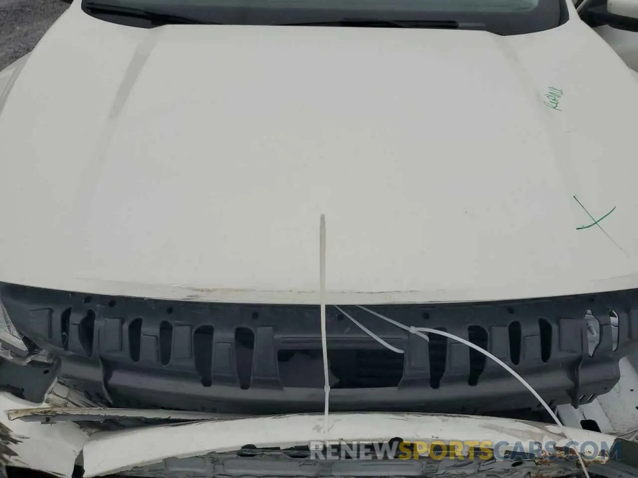 11 Photograph of a damaged car 1FMCU0H60MUB06856 FORD ESCAPE 2021