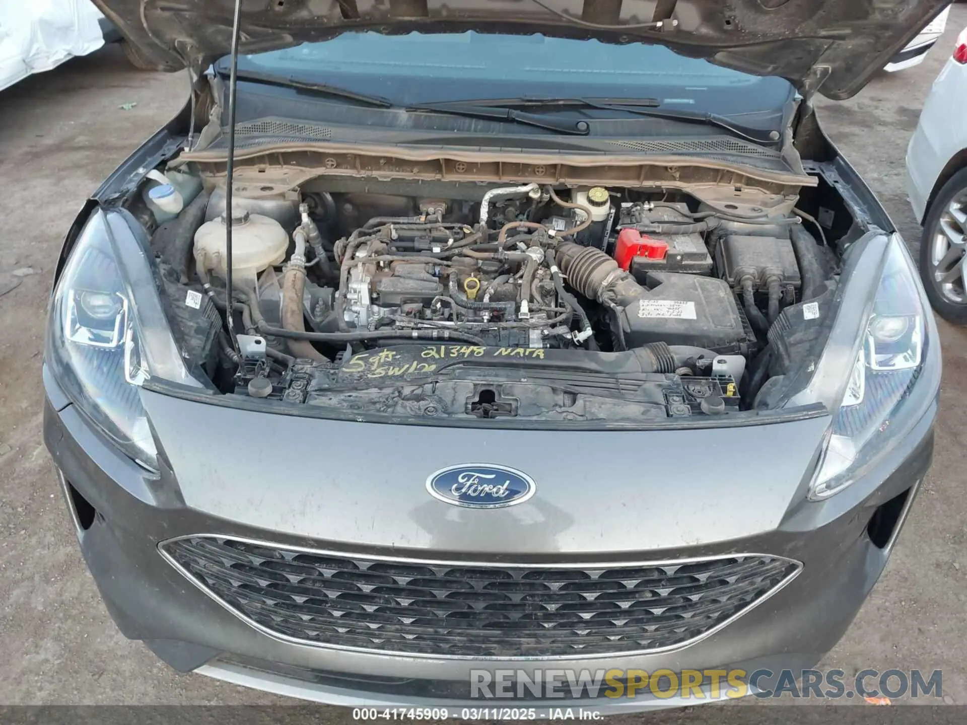 10 Photograph of a damaged car 1FMCU0H65MUA35945 FORD ESCAPE 2021