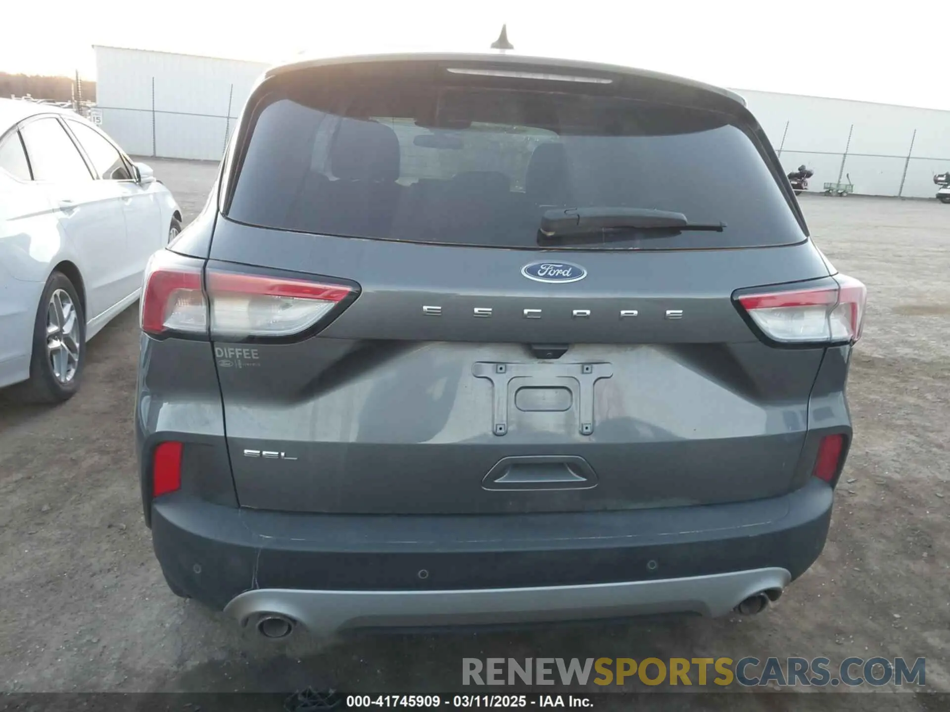 16 Photograph of a damaged car 1FMCU0H65MUA35945 FORD ESCAPE 2021