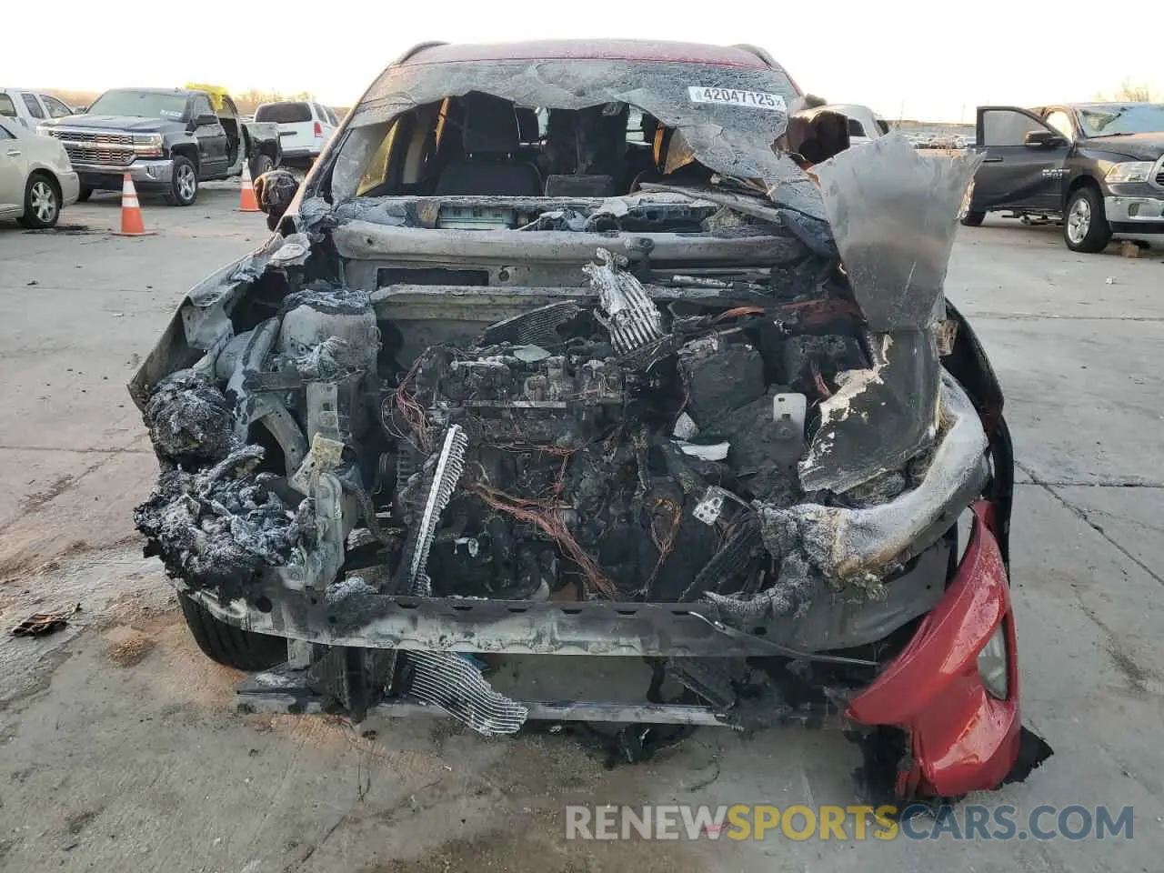 5 Photograph of a damaged car 1FMCU0H65MUB32353 FORD ESCAPE 2021