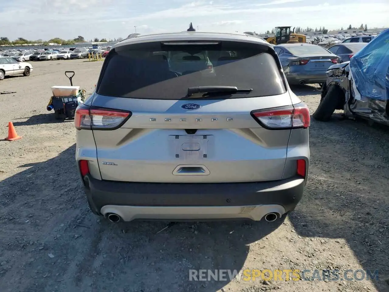 6 Photograph of a damaged car 1FMCU0H66MUA10178 FORD ESCAPE 2021