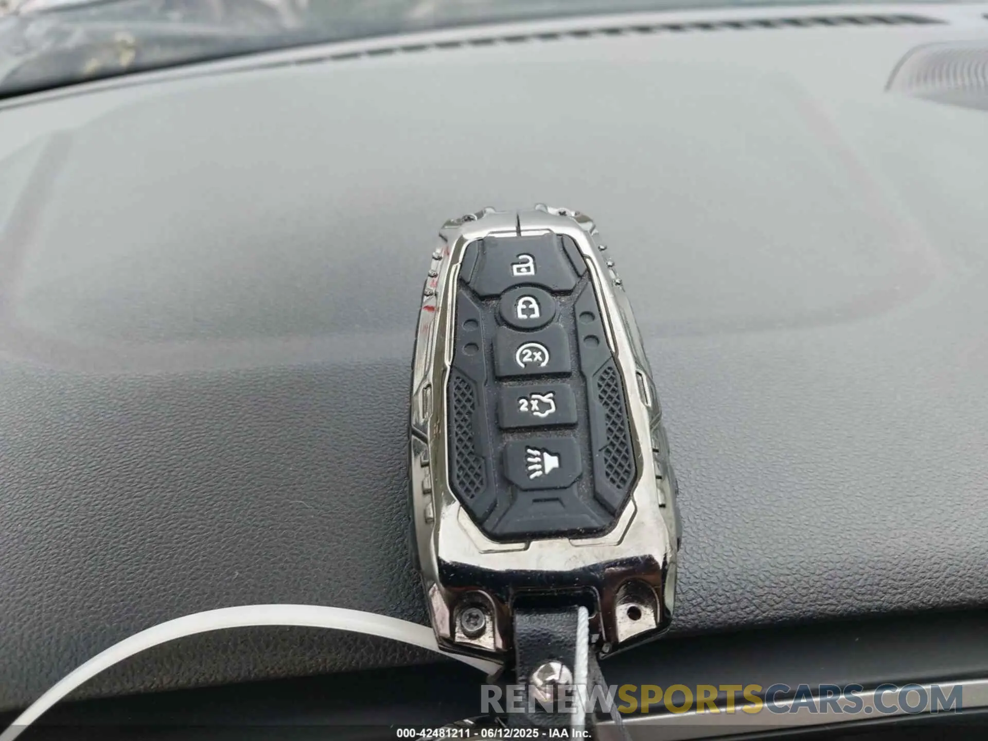 11 Photograph of a damaged car 1FMCU0H67MUB05316 FORD ESCAPE 2021