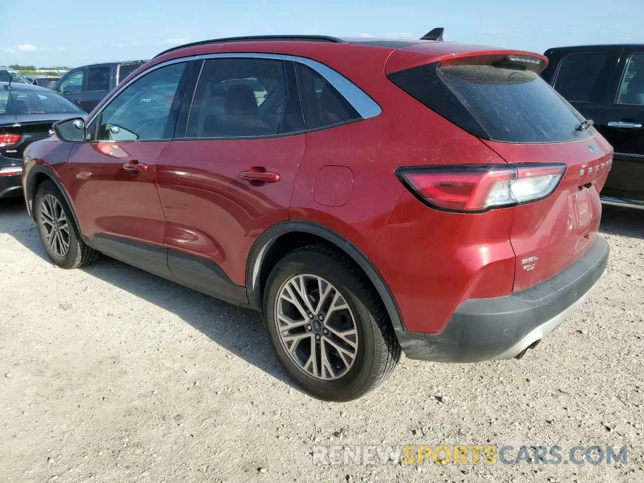 2 Photograph of a damaged car 1FMCU0H68MUA08240 FORD ESCAPE 2021