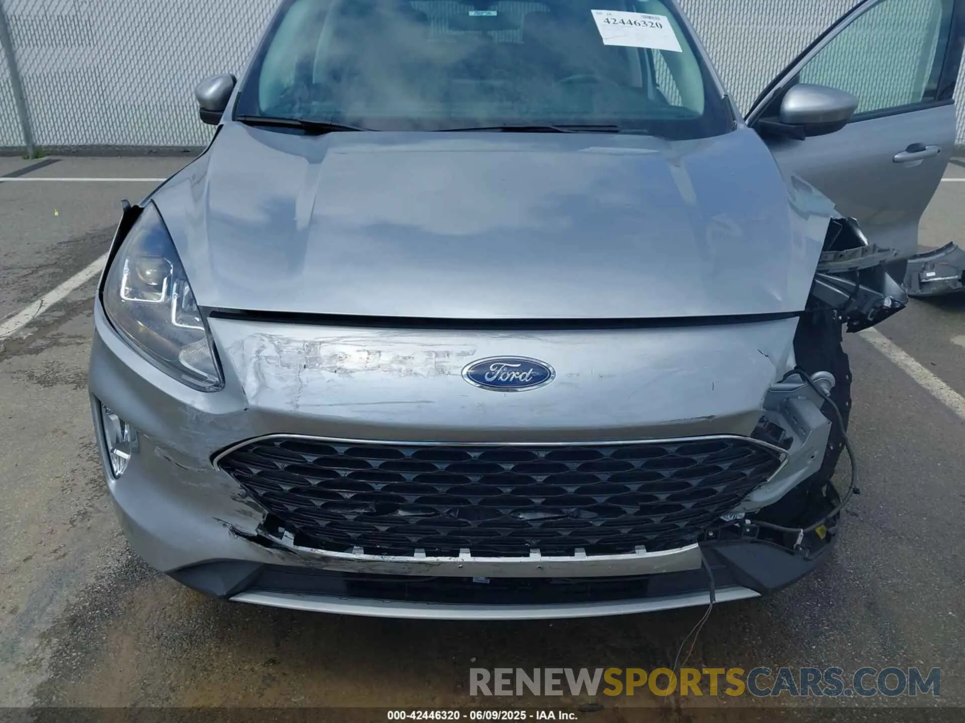 6 Photograph of a damaged car 1FMCU0H6XMUB20523 FORD ESCAPE 2021