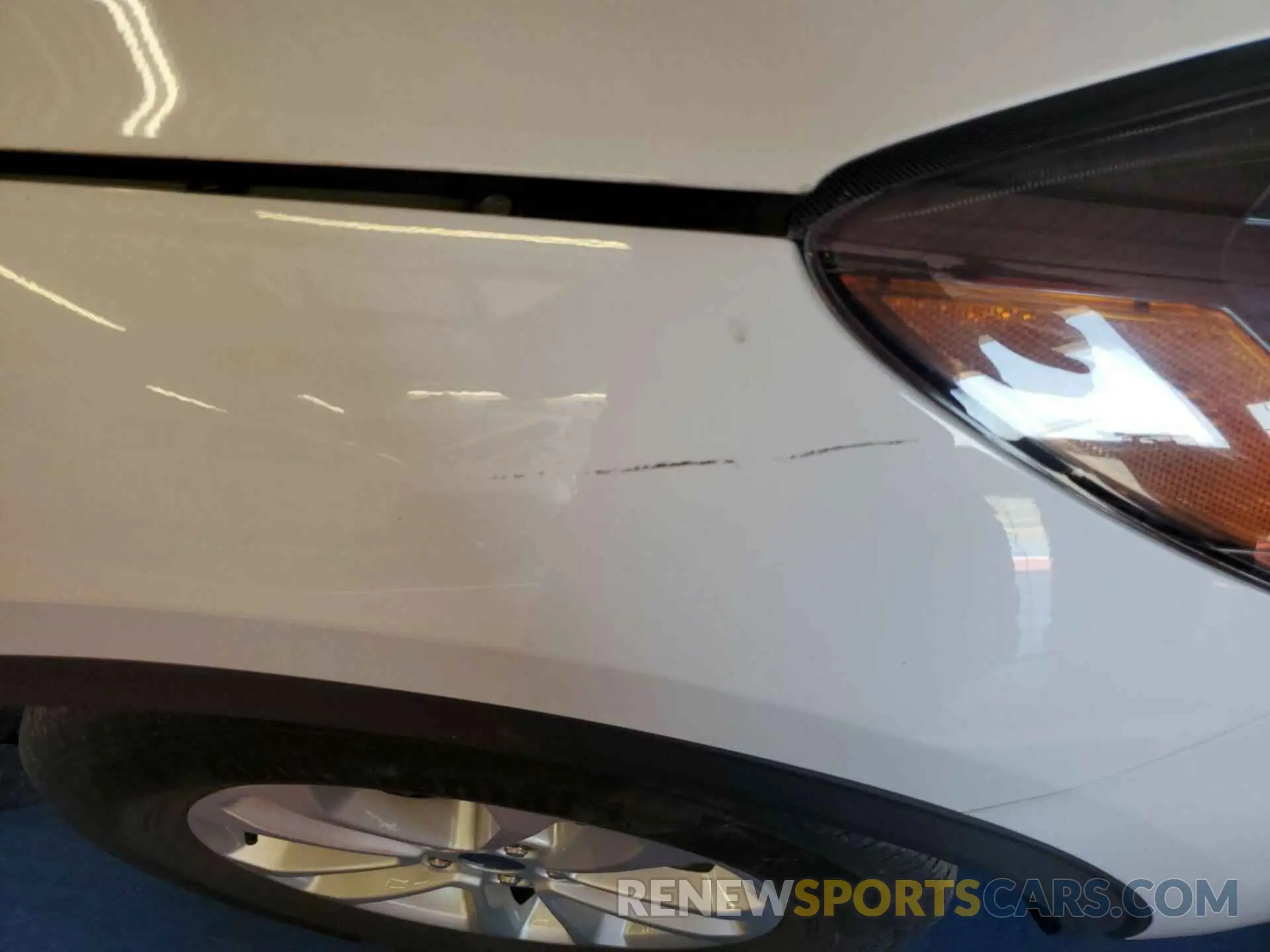 15 Photograph of a damaged car 1FMCU9BZ1MUA52572 FORD ESCAPE 2021