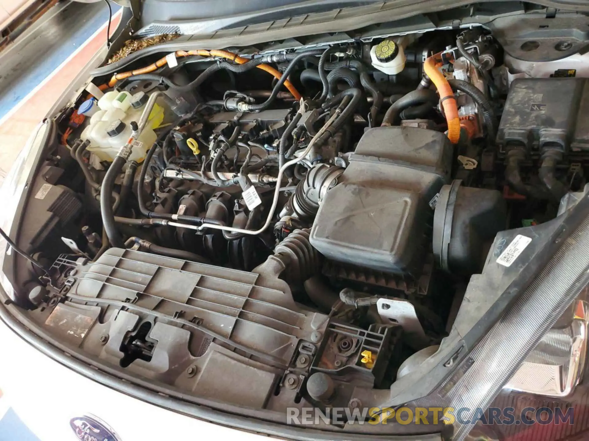 24 Photograph of a damaged car 1FMCU9BZ1MUA52572 FORD ESCAPE 2021