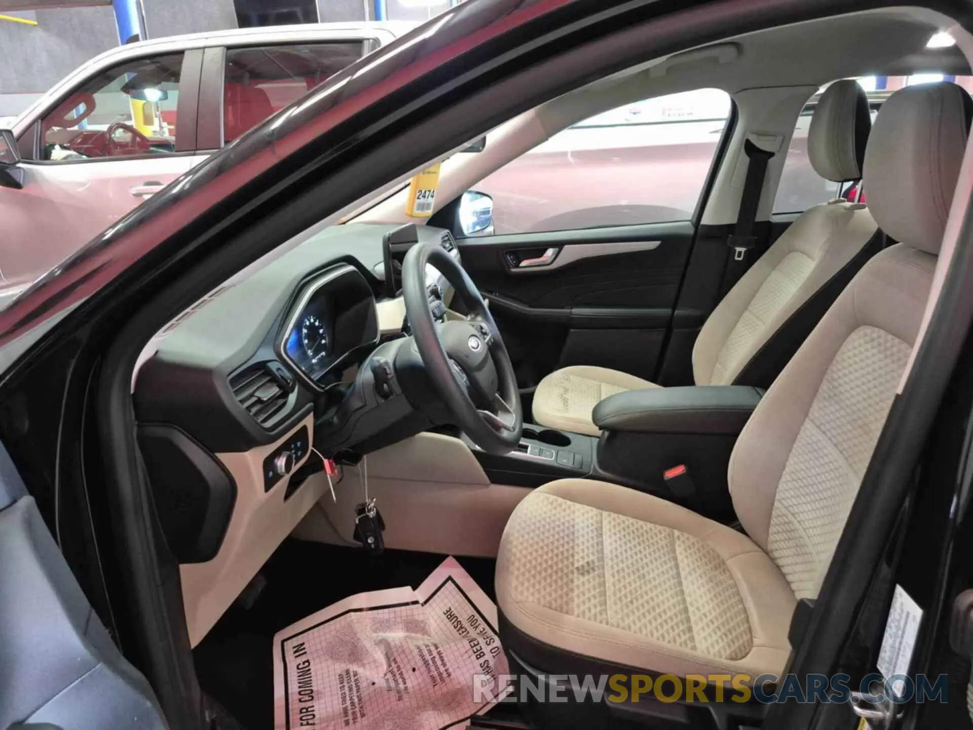 20 Photograph of a damaged car 1FMCU9BZ2MUA52497 FORD ESCAPE 2021