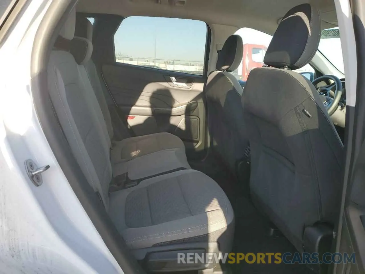 11 Photograph of a damaged car 1FMCU9BZ2MUB03223 FORD ESCAPE 2021