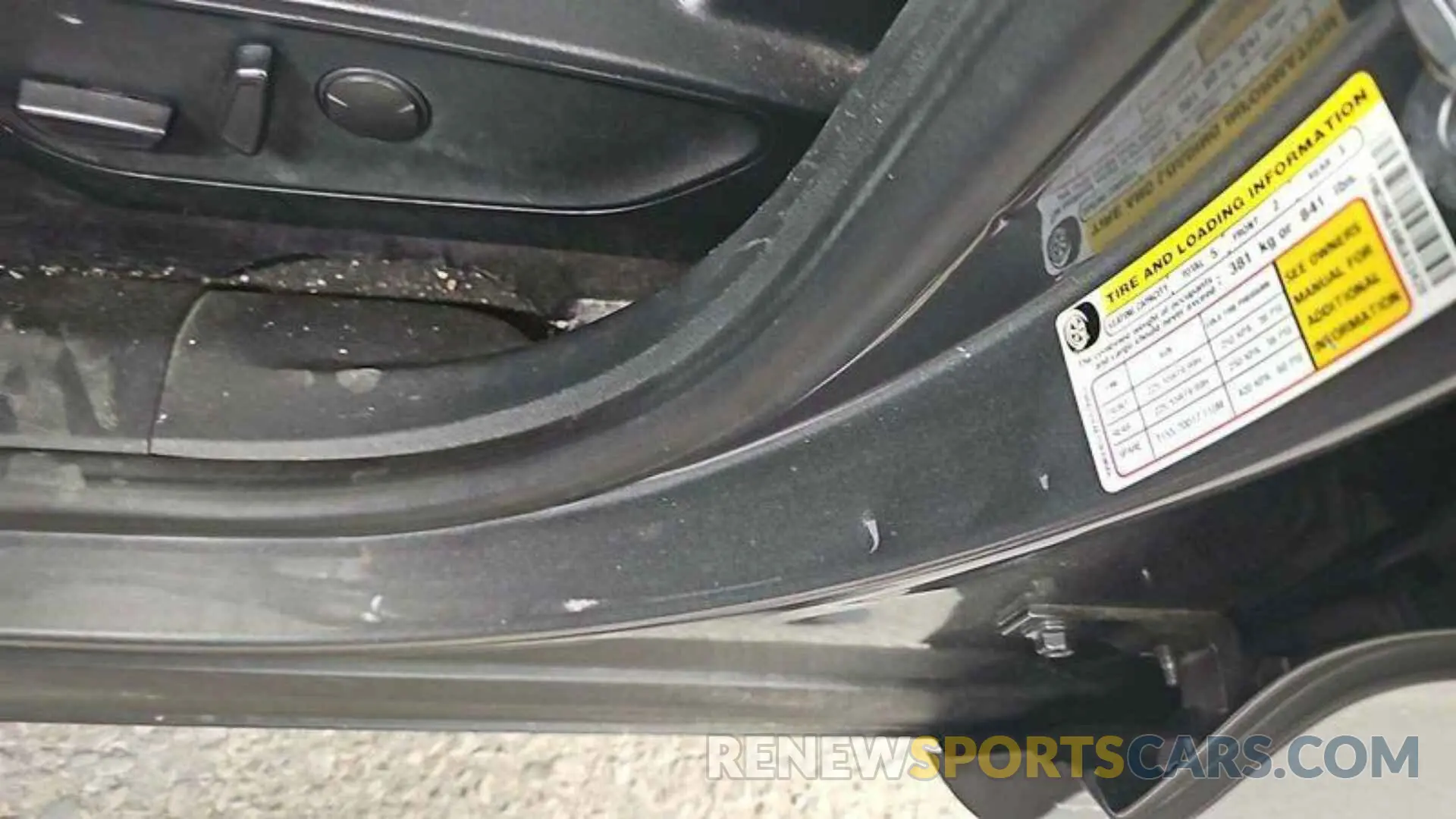 14 Photograph of a damaged car 1FMCU9BZ4MUA33420 FORD ESCAPE 2021