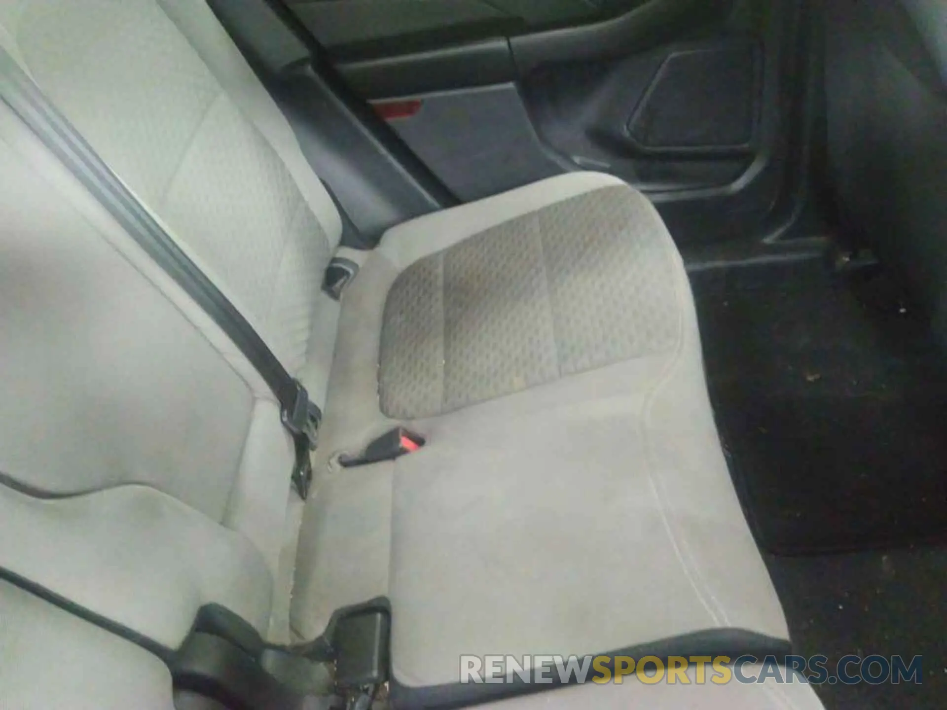 18 Photograph of a damaged car 1FMCU9BZ4MUA33420 FORD ESCAPE 2021