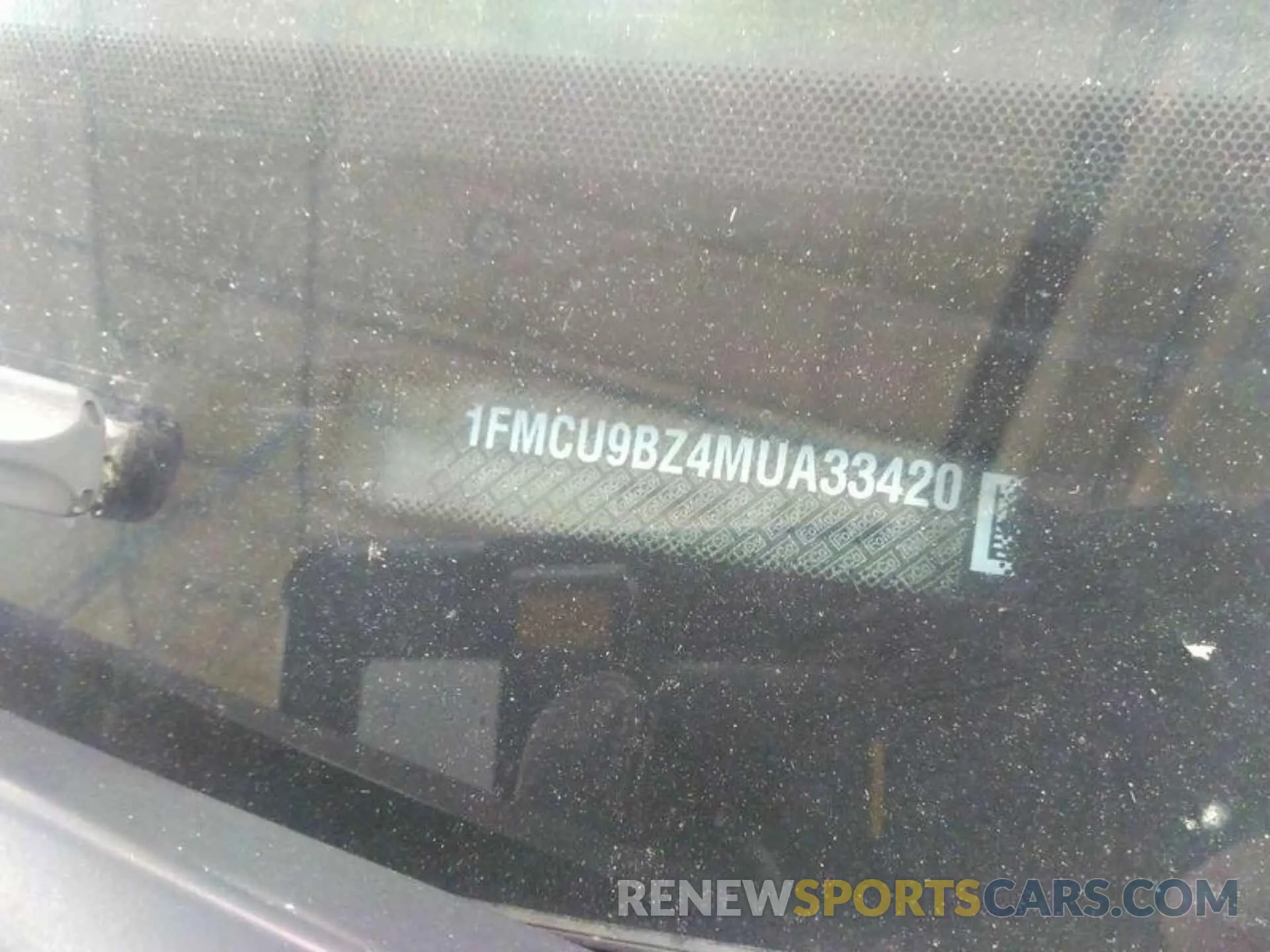 4 Photograph of a damaged car 1FMCU9BZ4MUA33420 FORD ESCAPE 2021