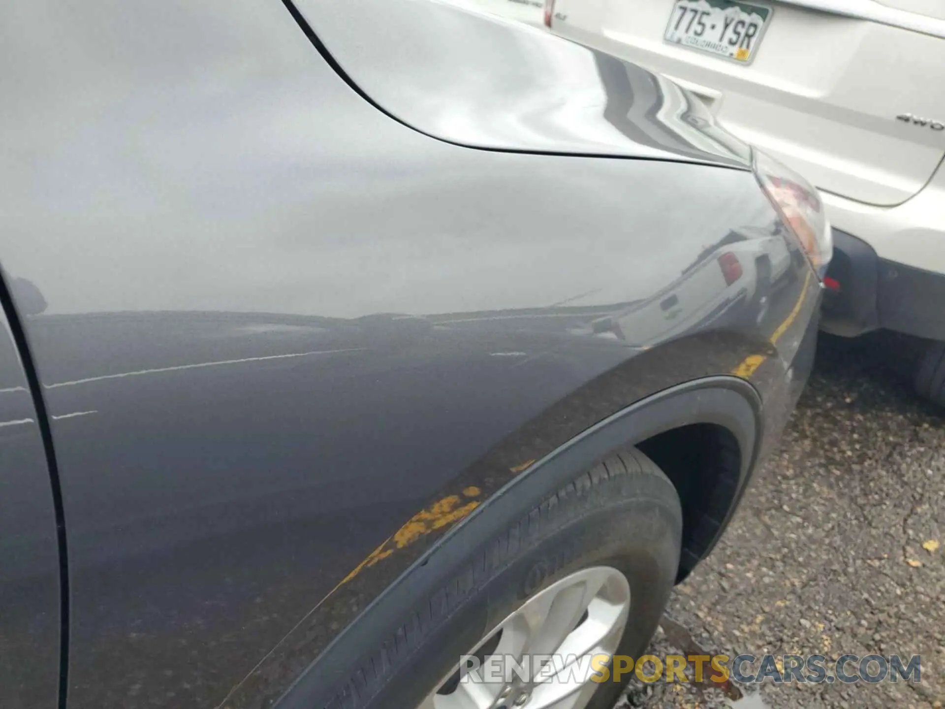 19 Photograph of a damaged car 1FMCU9BZ4MUA53098 FORD ESCAPE 2021