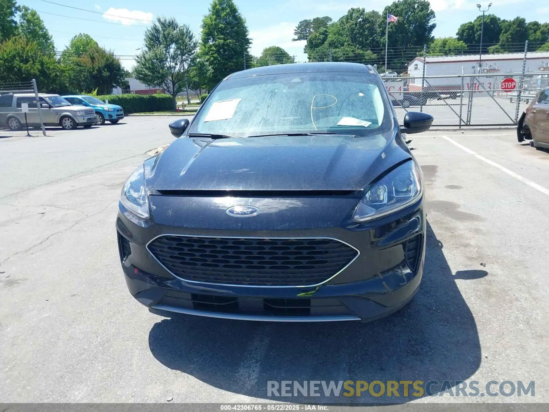 13 Photograph of a damaged car 1FMCU9BZ7MUA83308 FORD ESCAPE 2021