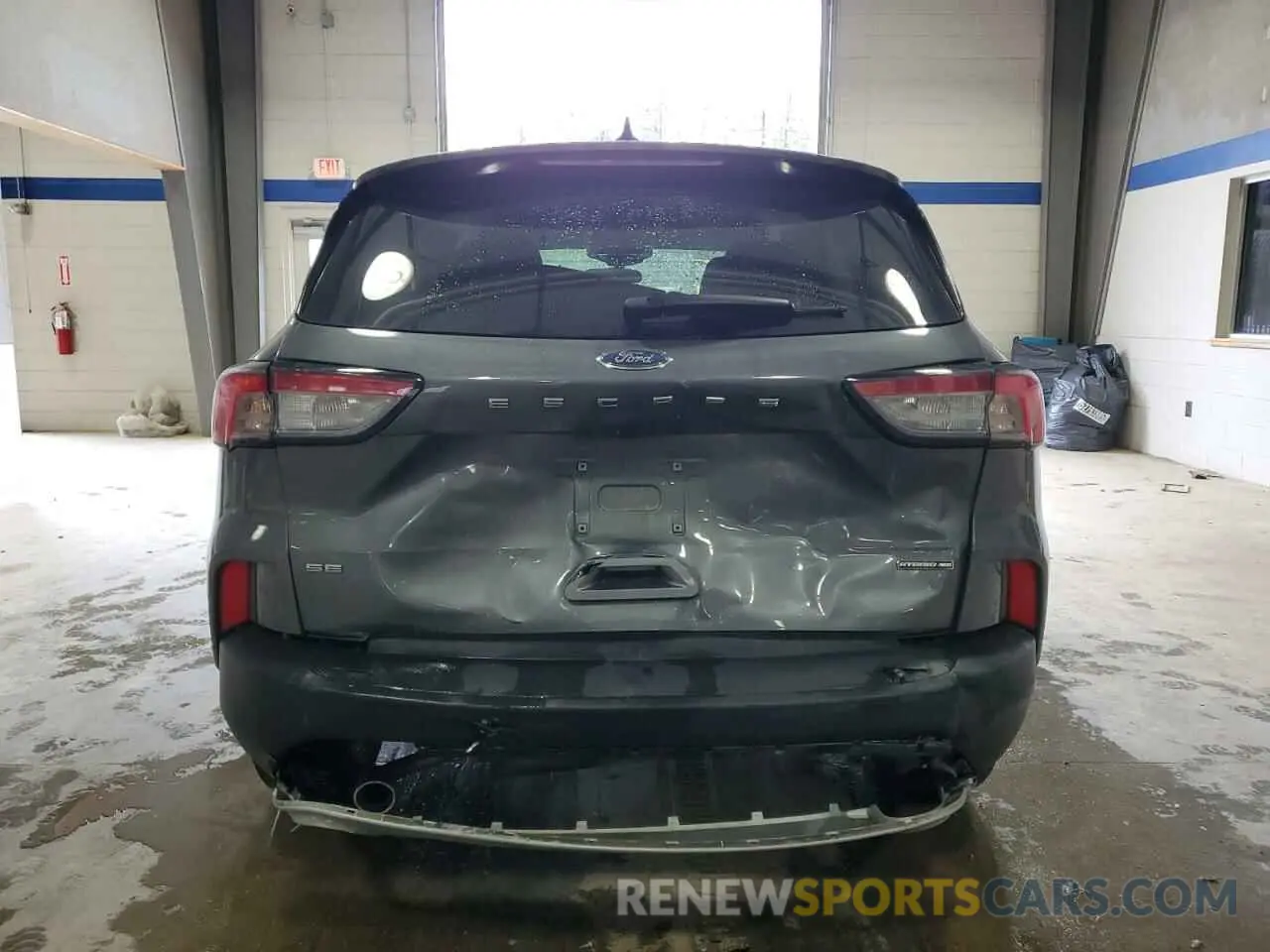 6 Photograph of a damaged car 1FMCU9BZ8MUA37079 FORD ESCAPE 2021