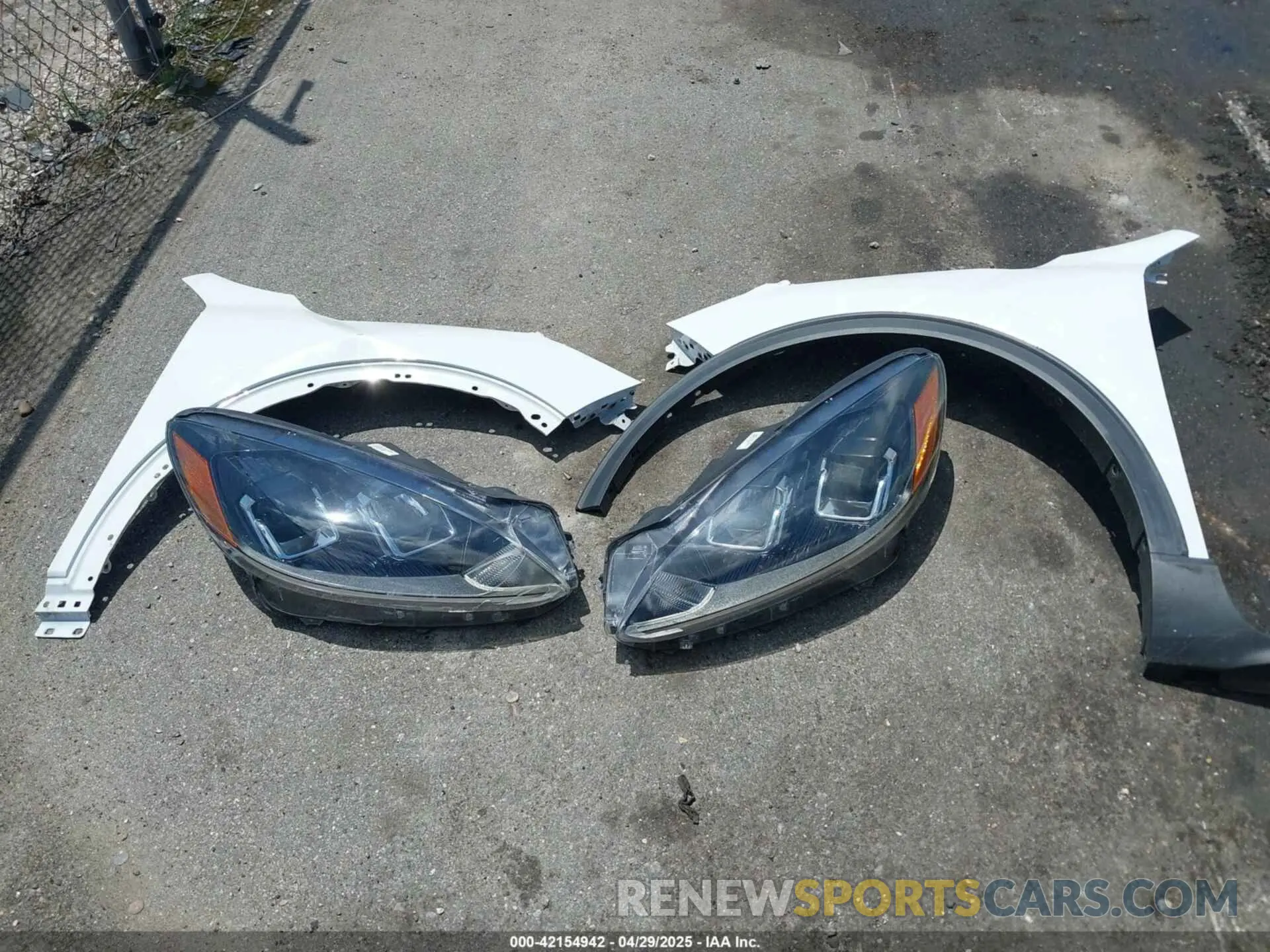 12 Photograph of a damaged car 1FMCU9BZ8MUA82779 FORD ESCAPE 2021