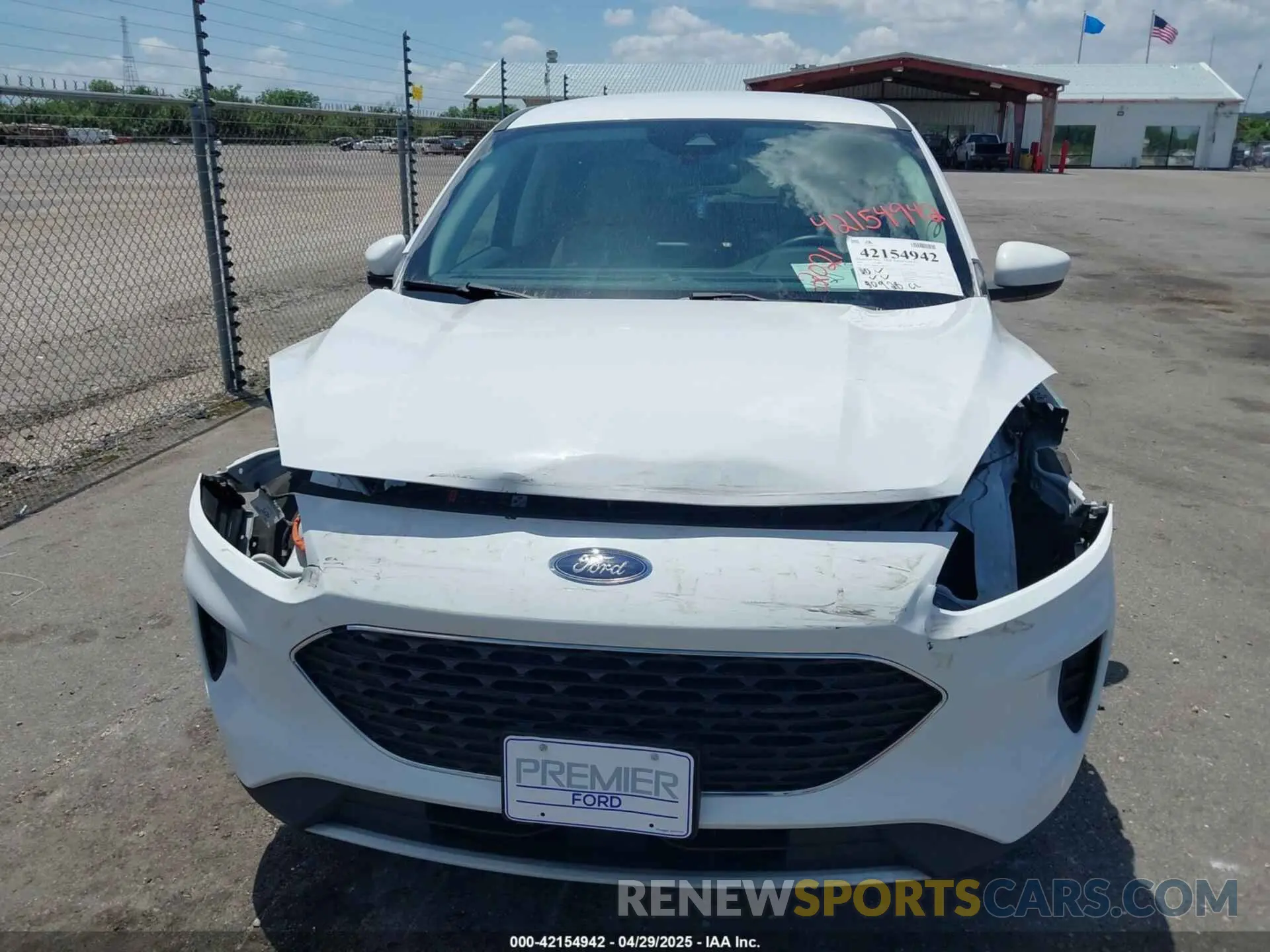 13 Photograph of a damaged car 1FMCU9BZ8MUA82779 FORD ESCAPE 2021
