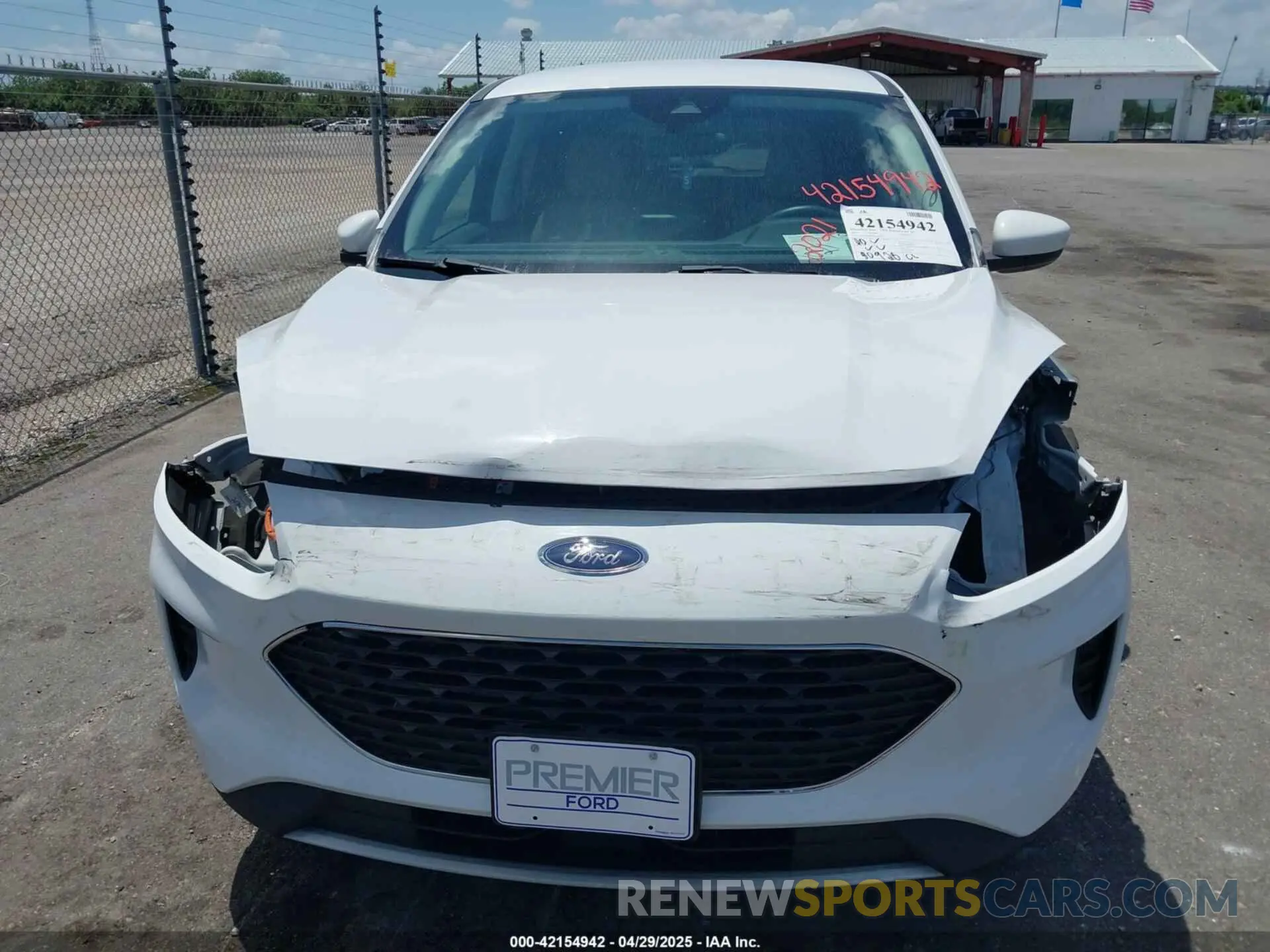 6 Photograph of a damaged car 1FMCU9BZ8MUA82779 FORD ESCAPE 2021