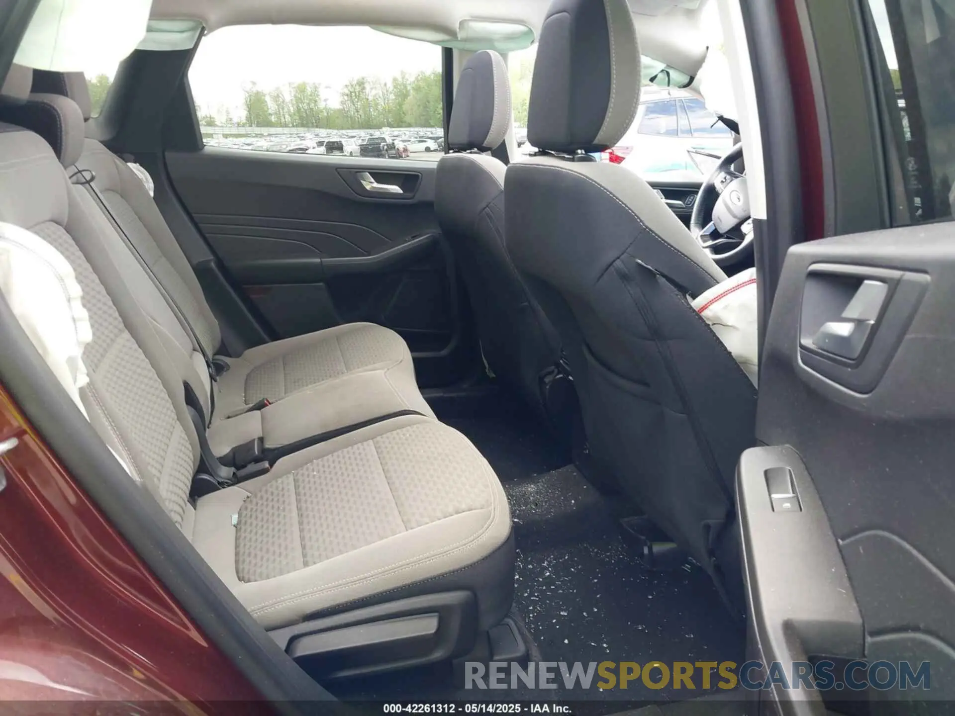 8 Photograph of a damaged car 1FMCU9BZ9MUA15592 FORD ESCAPE 2021