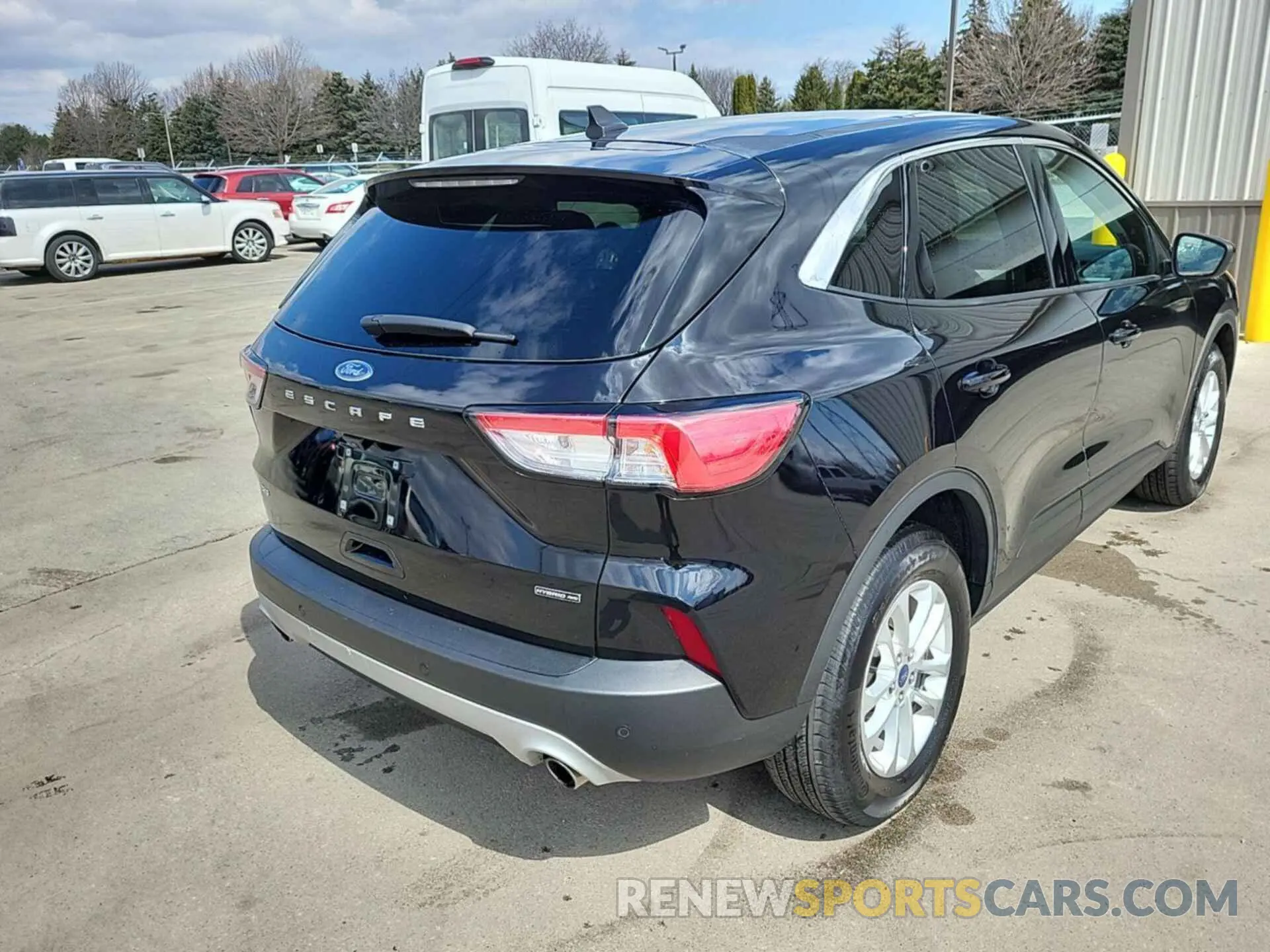 13 Photograph of a damaged car 1FMCU9BZ9MUA52562 FORD ESCAPE 2021