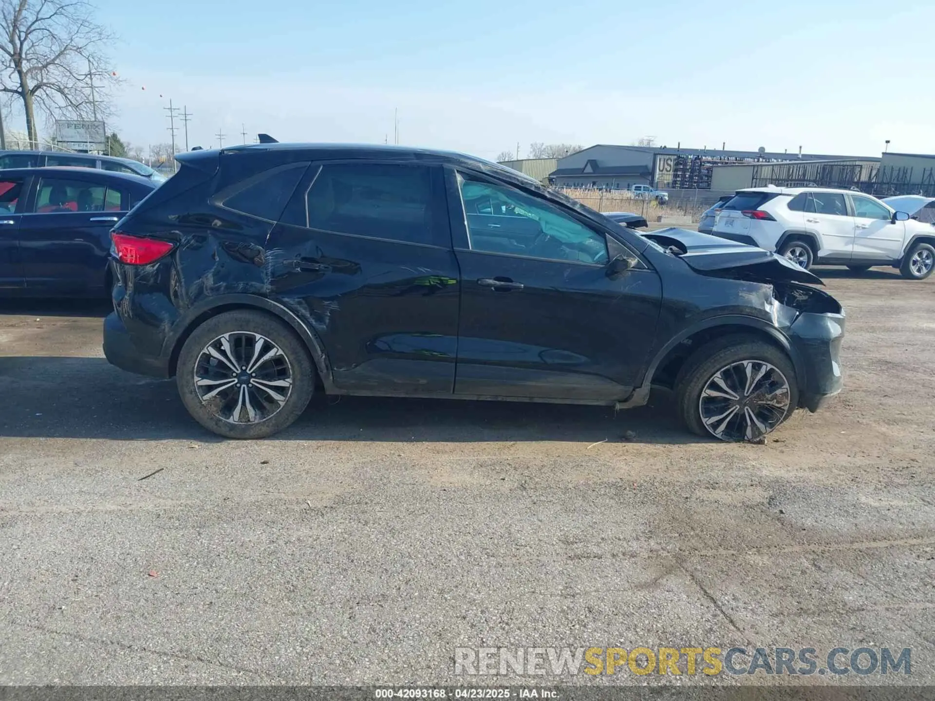 13 Photograph of a damaged car 1FMCU9BZ9MUB21590 FORD ESCAPE 2021