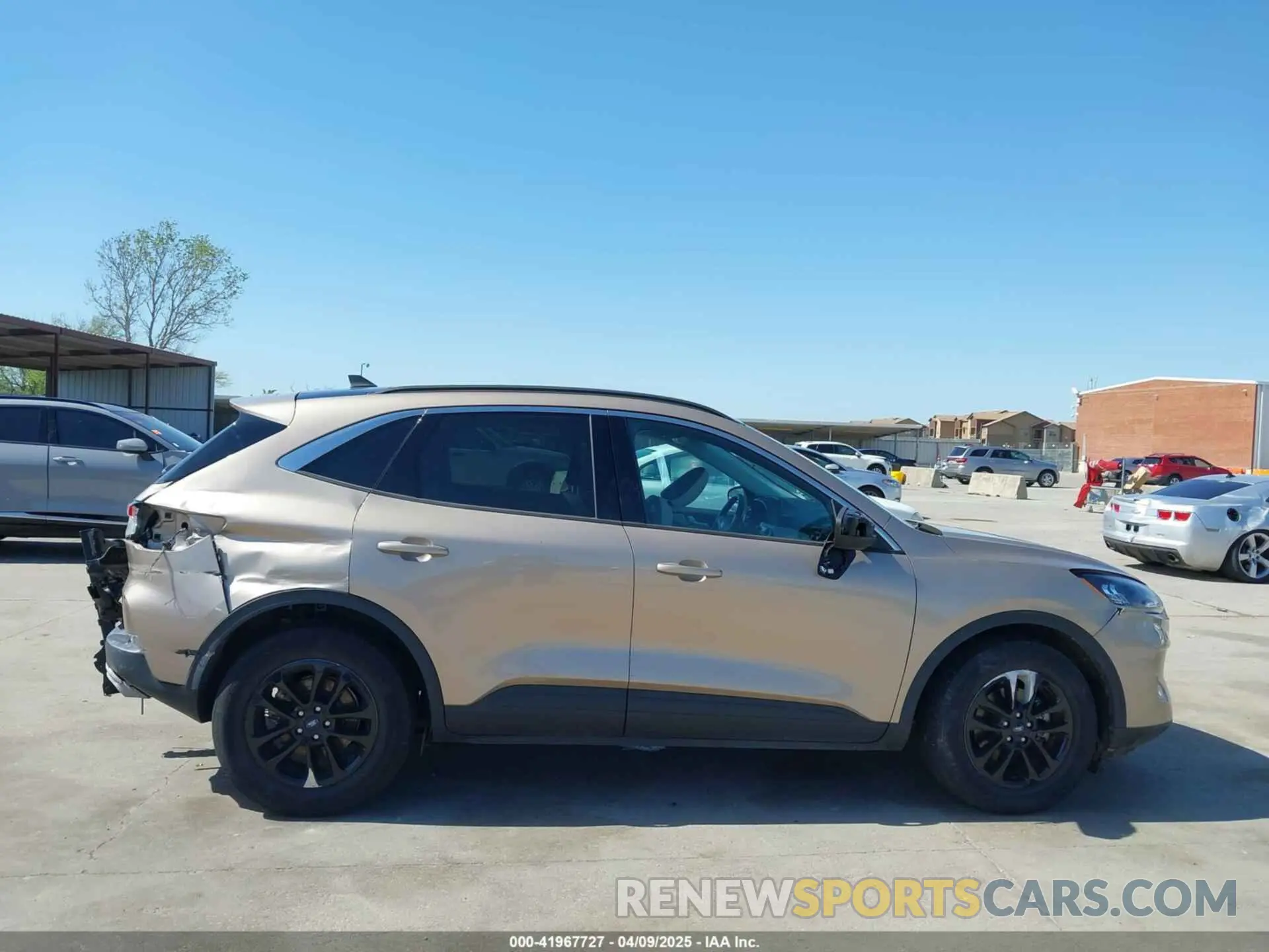 13 Photograph of a damaged car 1FMCU9BZXMUA08196 FORD ESCAPE 2021