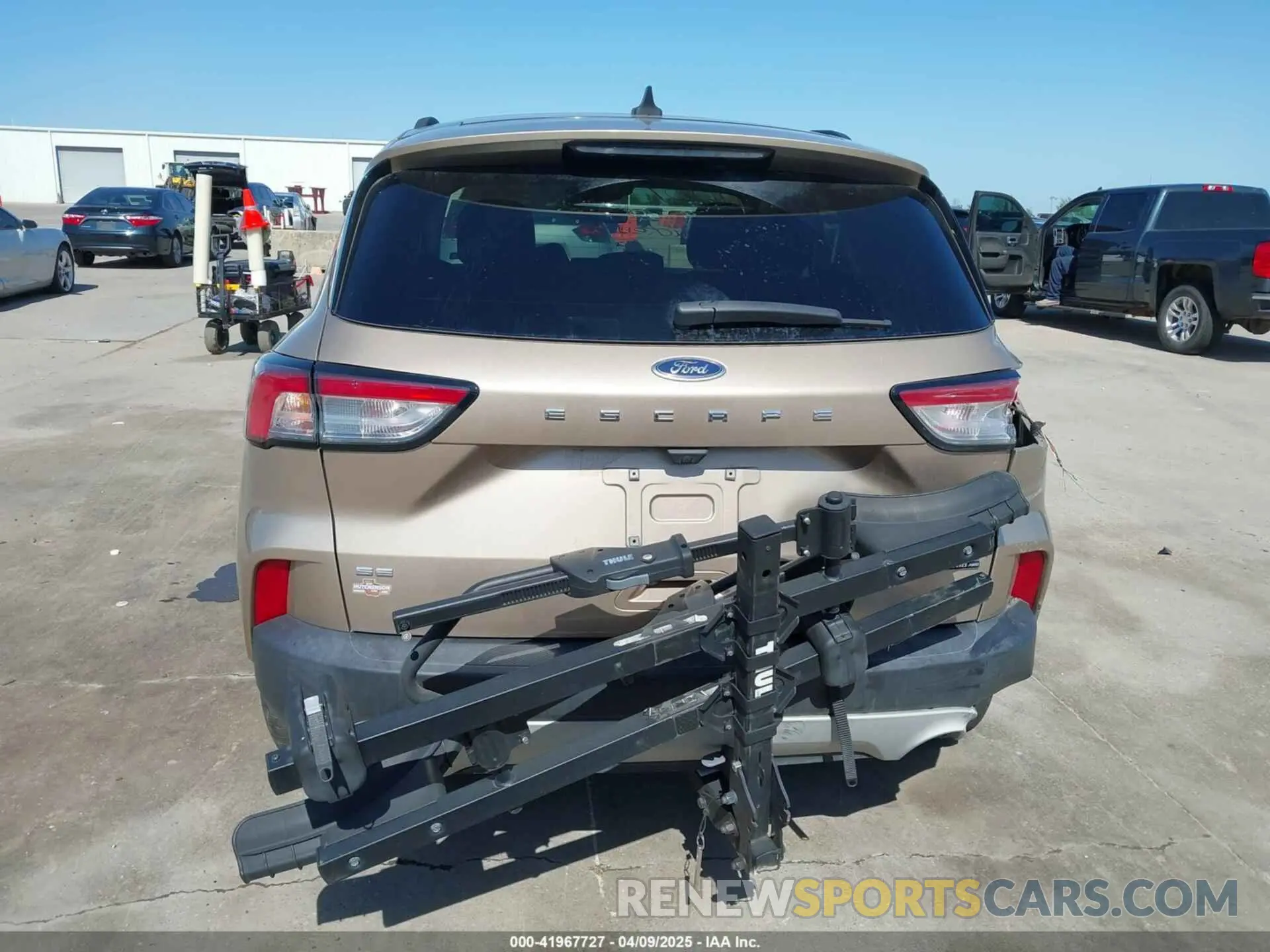 16 Photograph of a damaged car 1FMCU9BZXMUA08196 FORD ESCAPE 2021