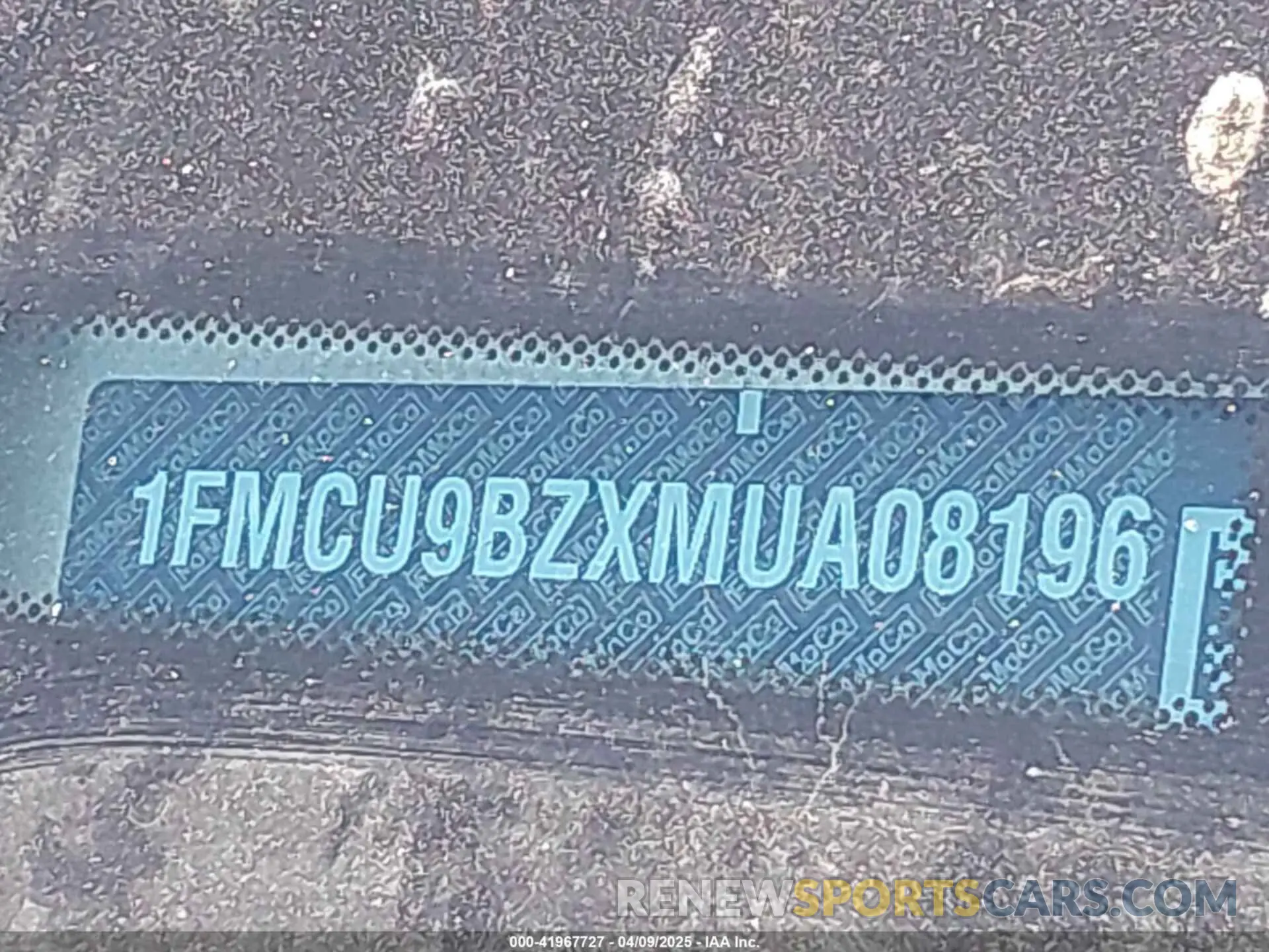 17 Photograph of a damaged car 1FMCU9BZXMUA08196 FORD ESCAPE 2021